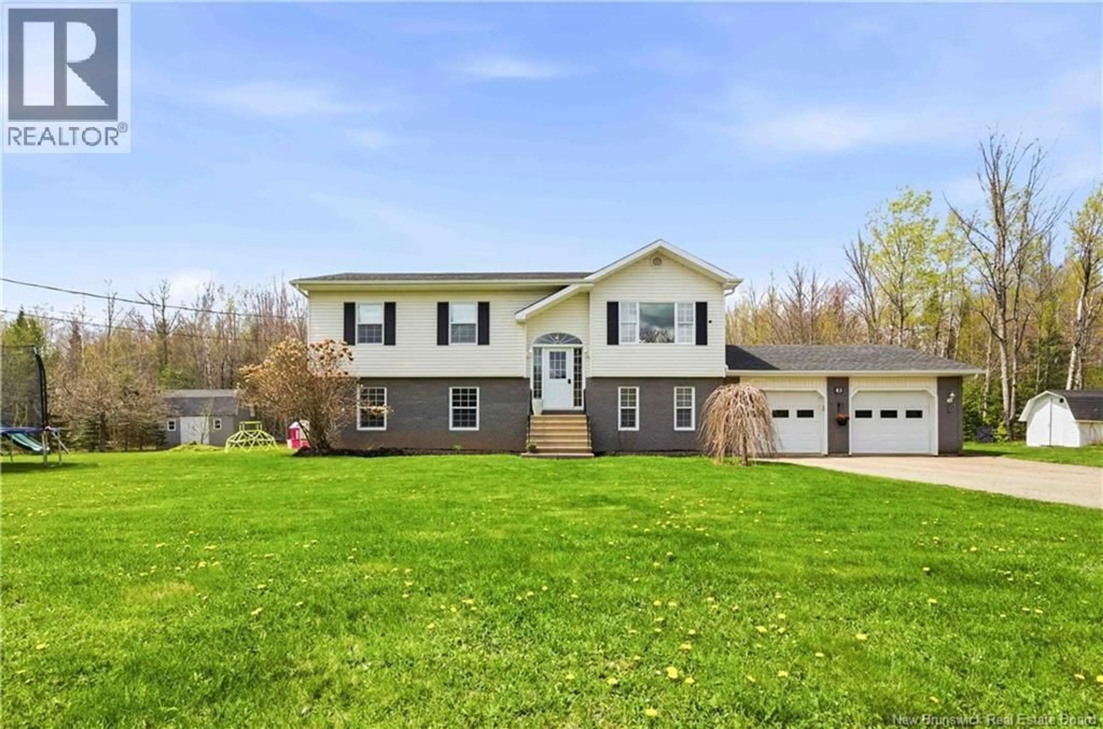 Home with vinyl exterior material, water/lake/river/ocean view for 83 BROOKDALE DRIVE, Hanwell New Brunswick E3C1M5