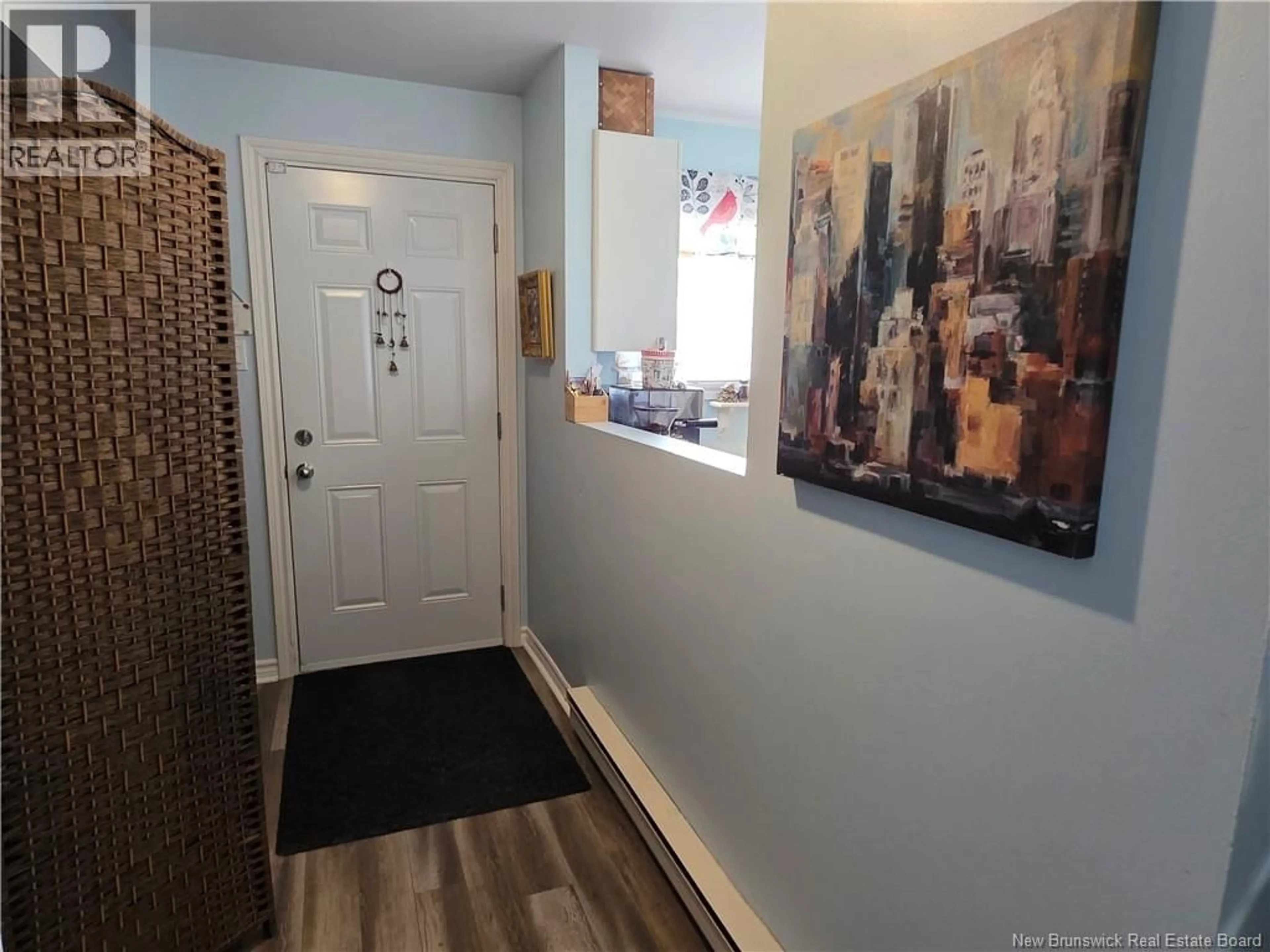 Indoor entryway for 13 - 24 SUFFOLK, Riverview New Brunswick E1B4K6