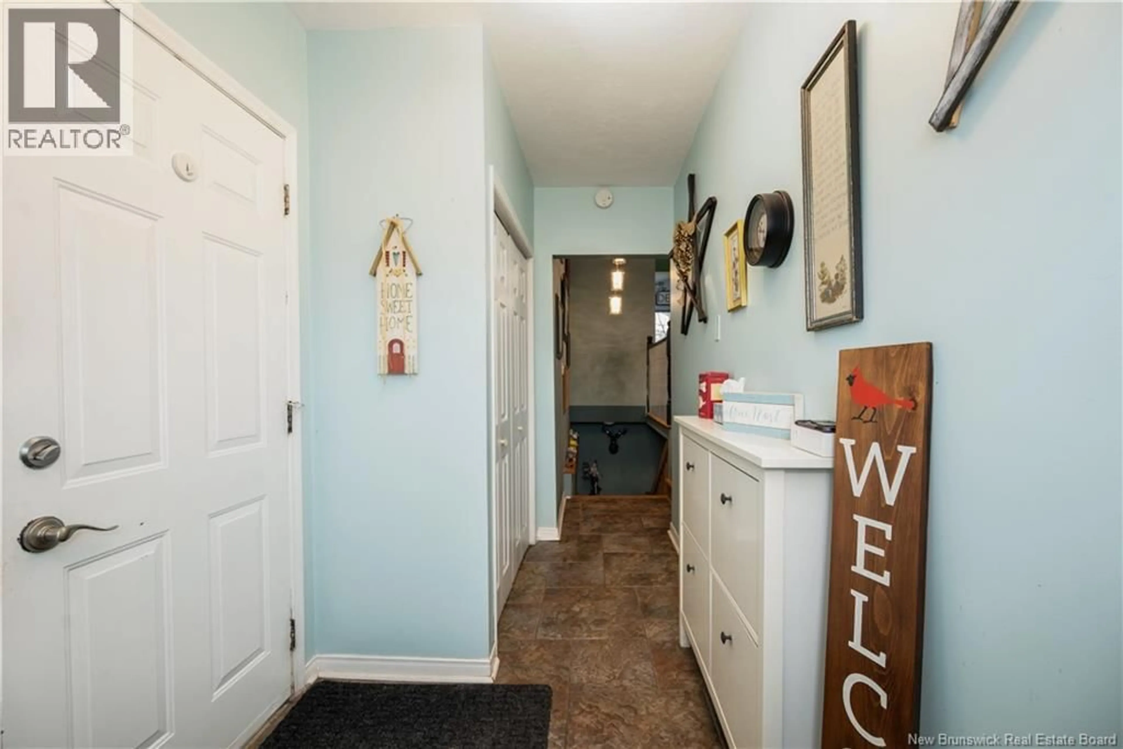 Indoor entryway for 56 YVON STREET, Saint-Antoine New Brunswick E4V1P8