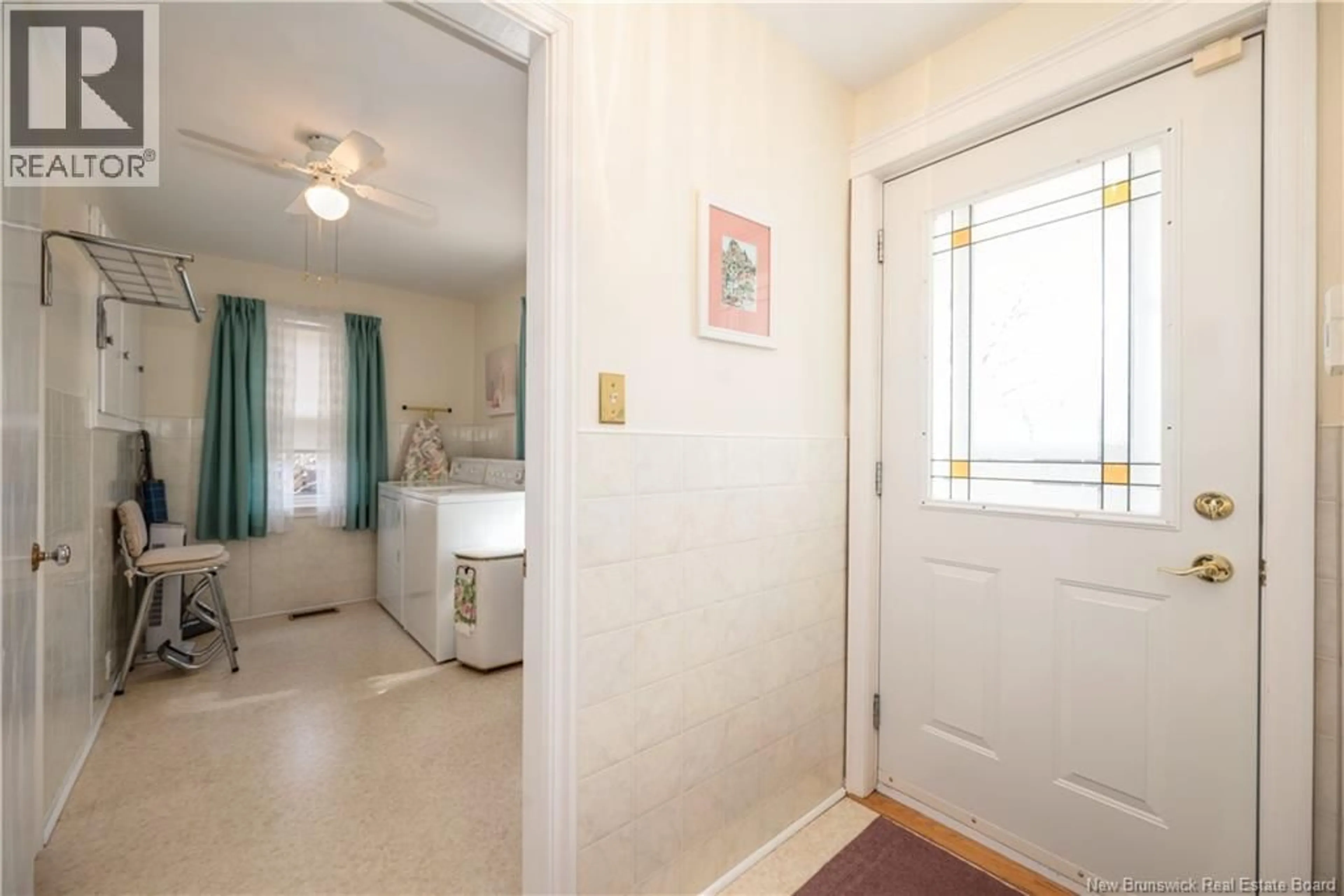 Standard bathroom, ceramic/tile floor for 43 BIRCH STREET, Minto New Brunswick E4B3L7