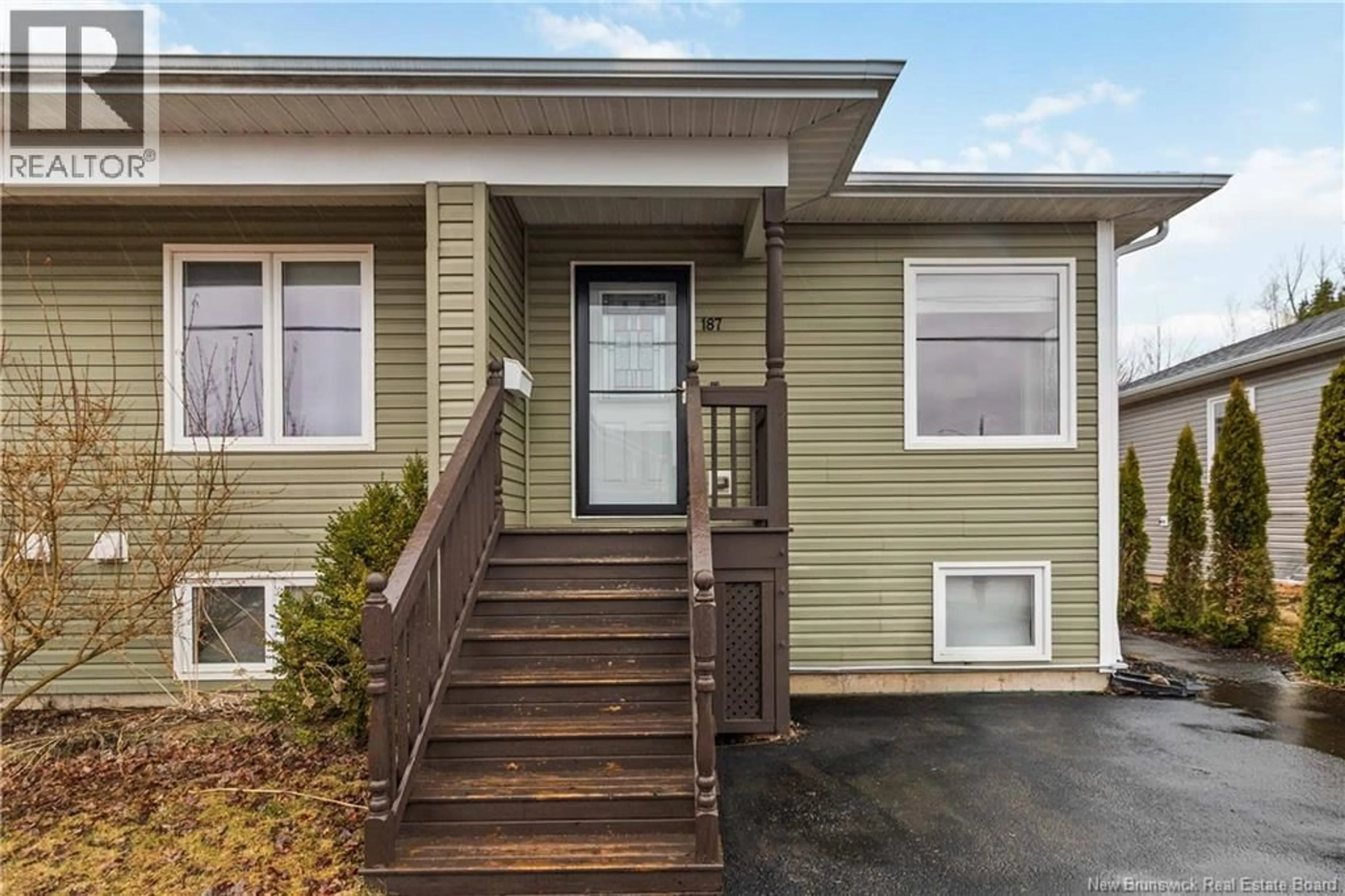 Home with vinyl exterior material, street for 187 RUNNYMEADE ROAD, Riverview New Brunswick E1B5J7