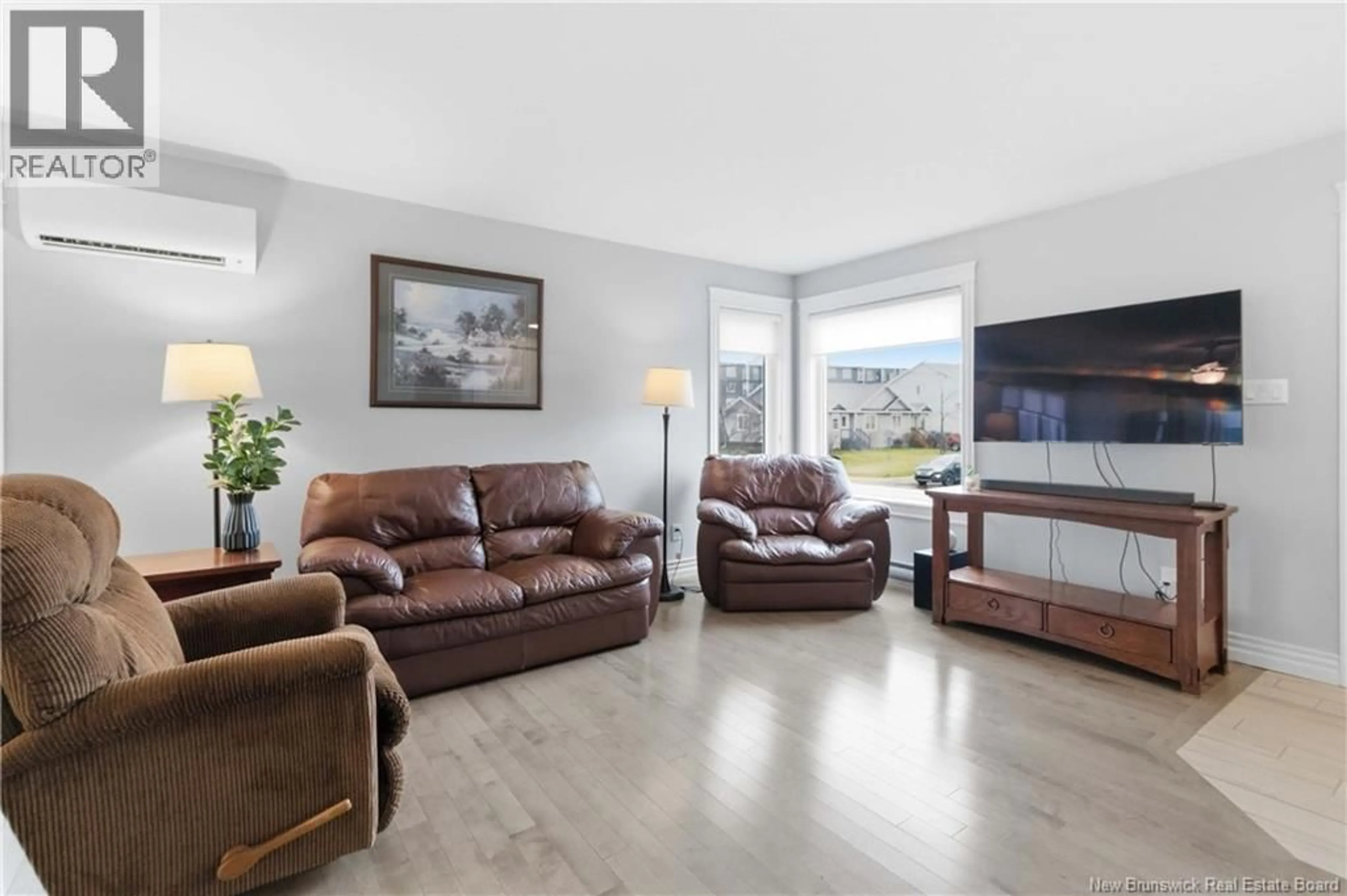 Living room with furniture, unknown for 187 RUNNYMEADE ROAD, Riverview New Brunswick E1B5J7