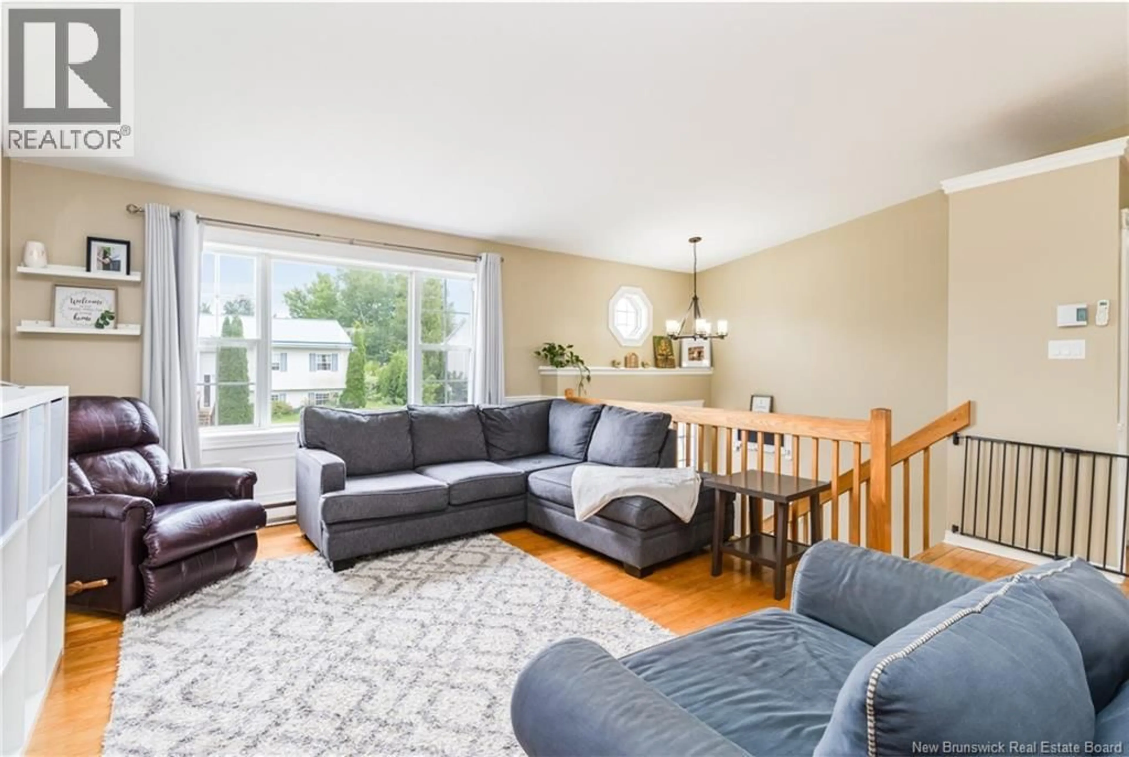 Living room with furniture, unknown for 74 DUFFIE DRIVE, Oromocto New Brunswick E2V4L3