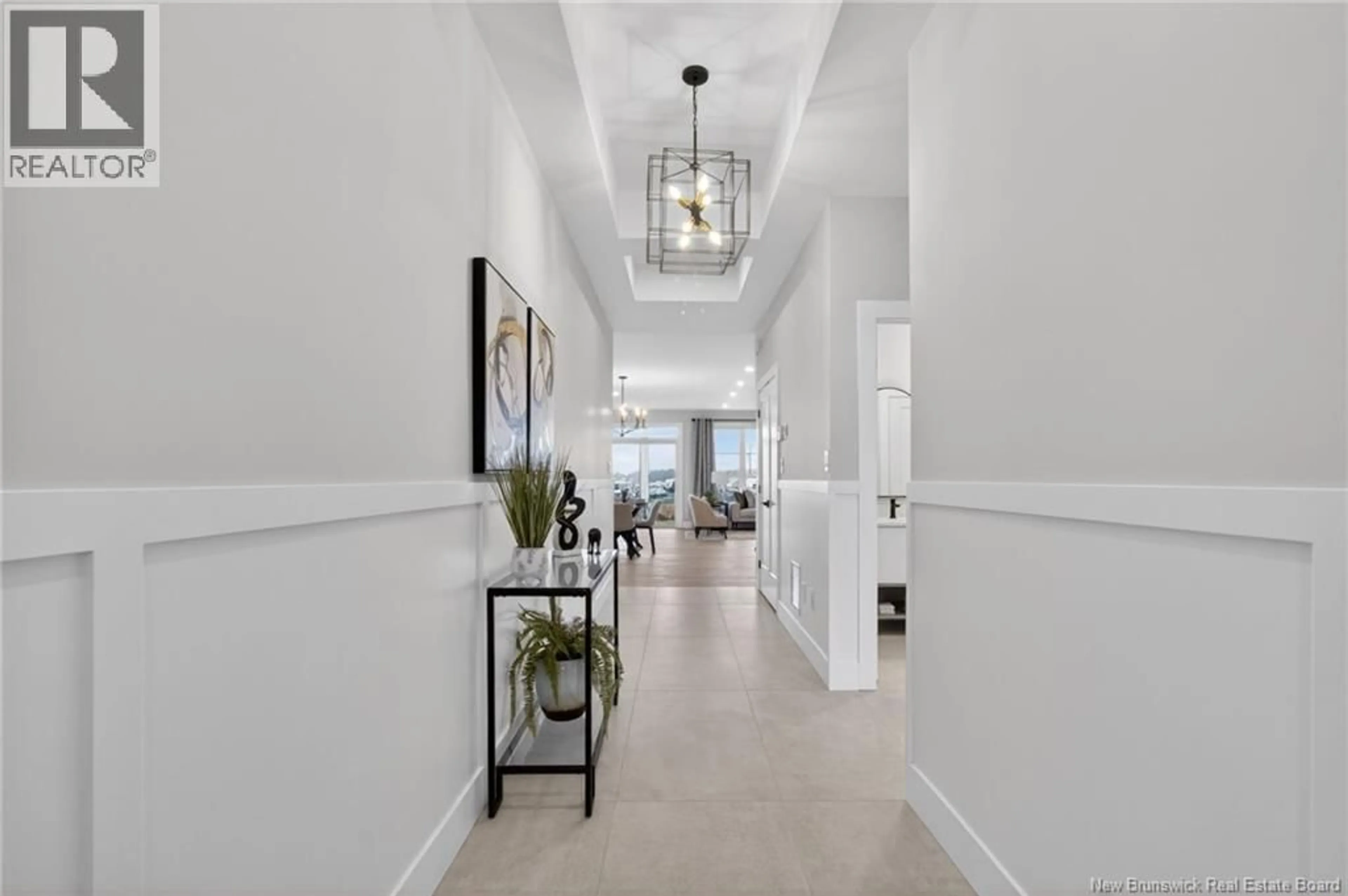 Indoor foyer for 114 - 724 ROUTE 133, Pointe-Du-Chêne New Brunswick E4P5A3