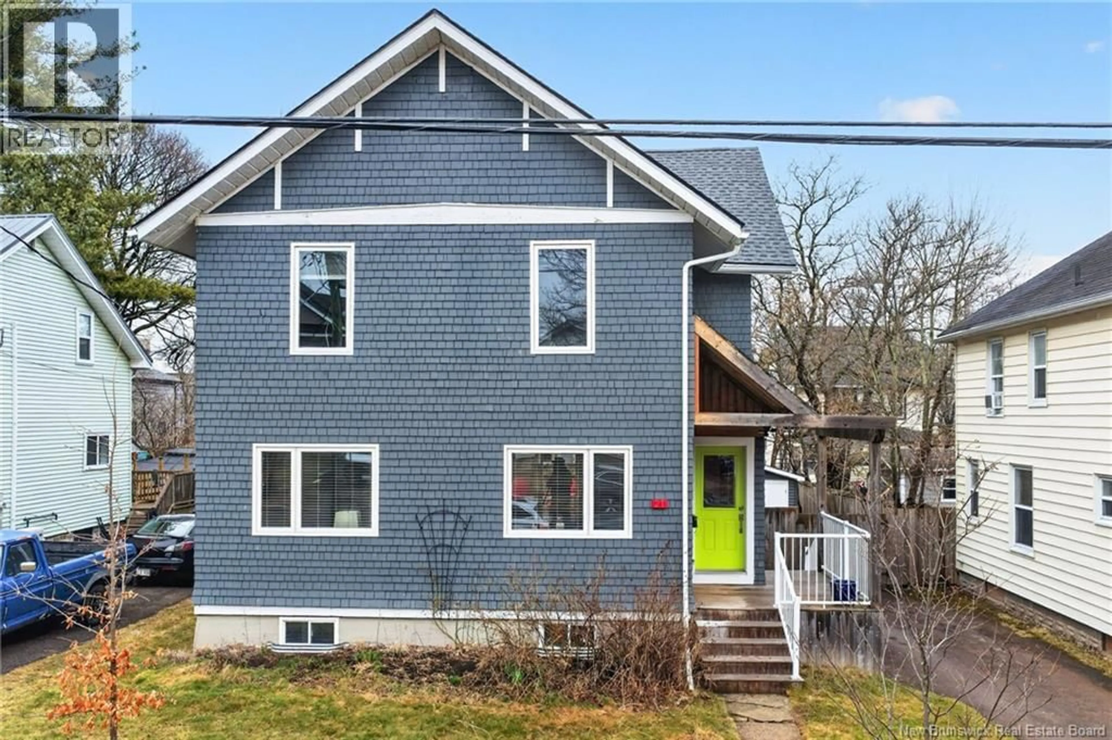 Home with vinyl exterior material, street for 21 PORTLEDGE, Moncton New Brunswick E1C5S6