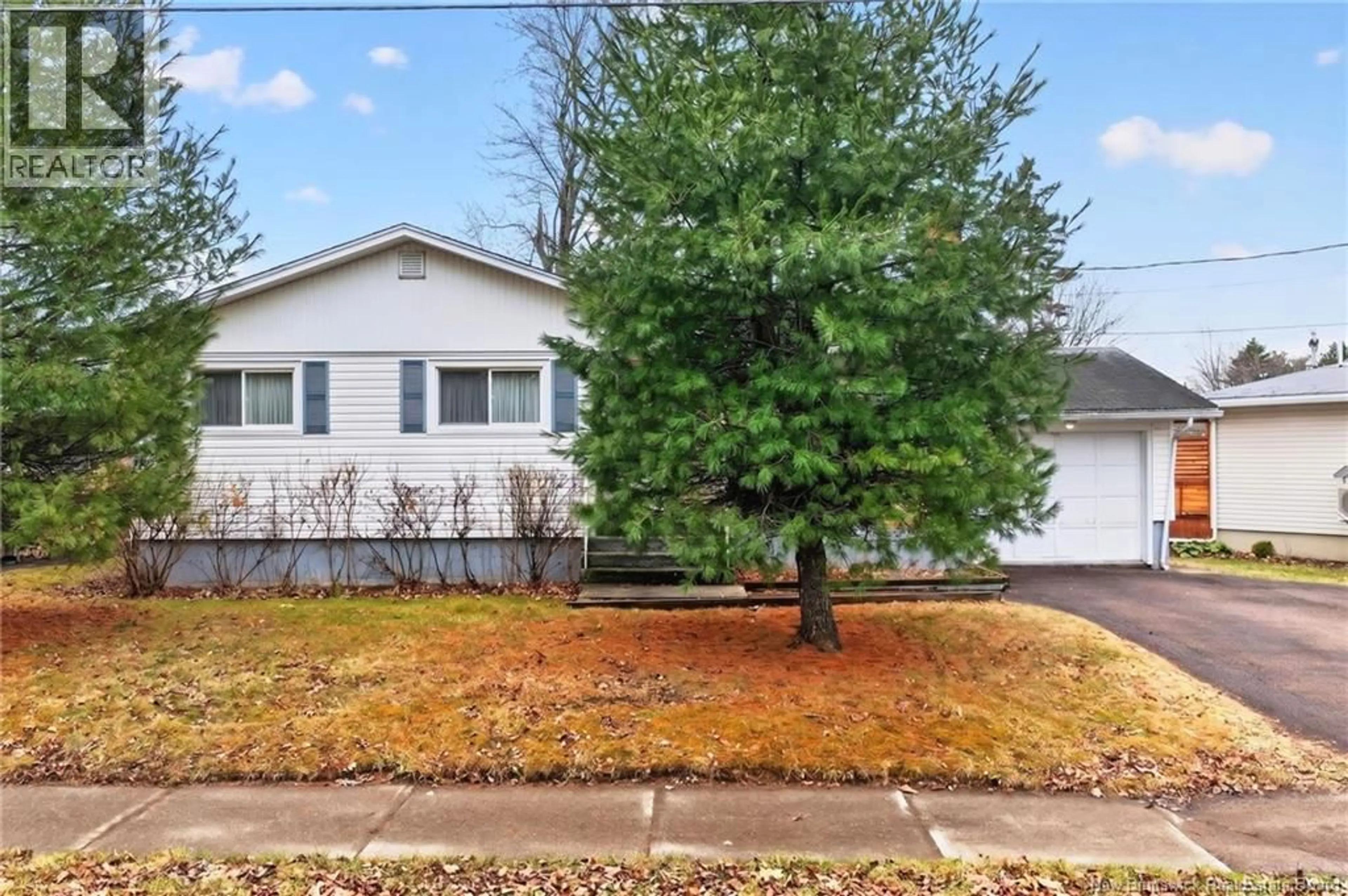Home with vinyl exterior material, street for 62 MADISON AVENUE, Moncton New Brunswick E1E1R5