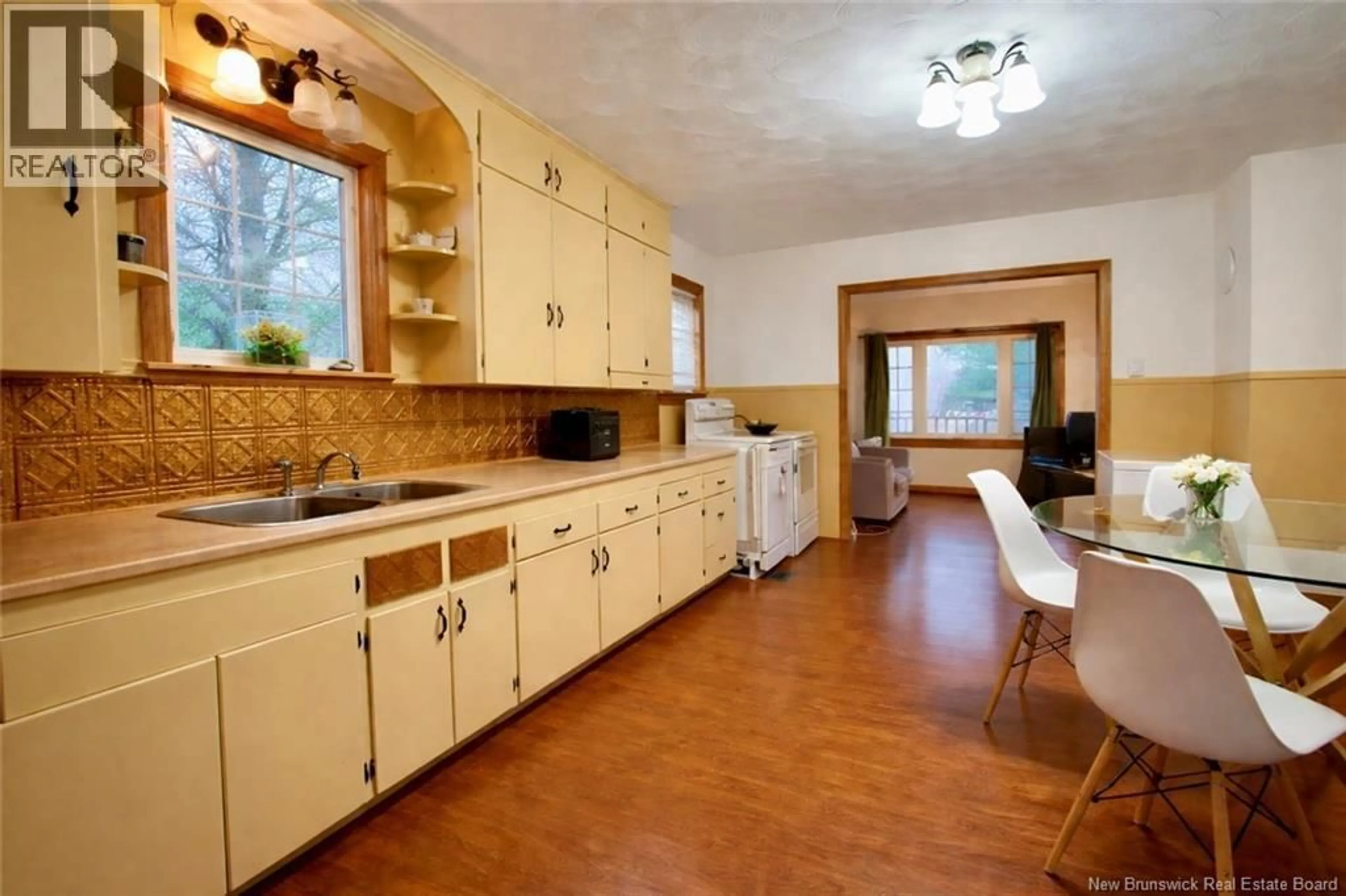 Open concept kitchen, unknown for 25 LORETTE, Dieppe New Brunswick E1A2E8