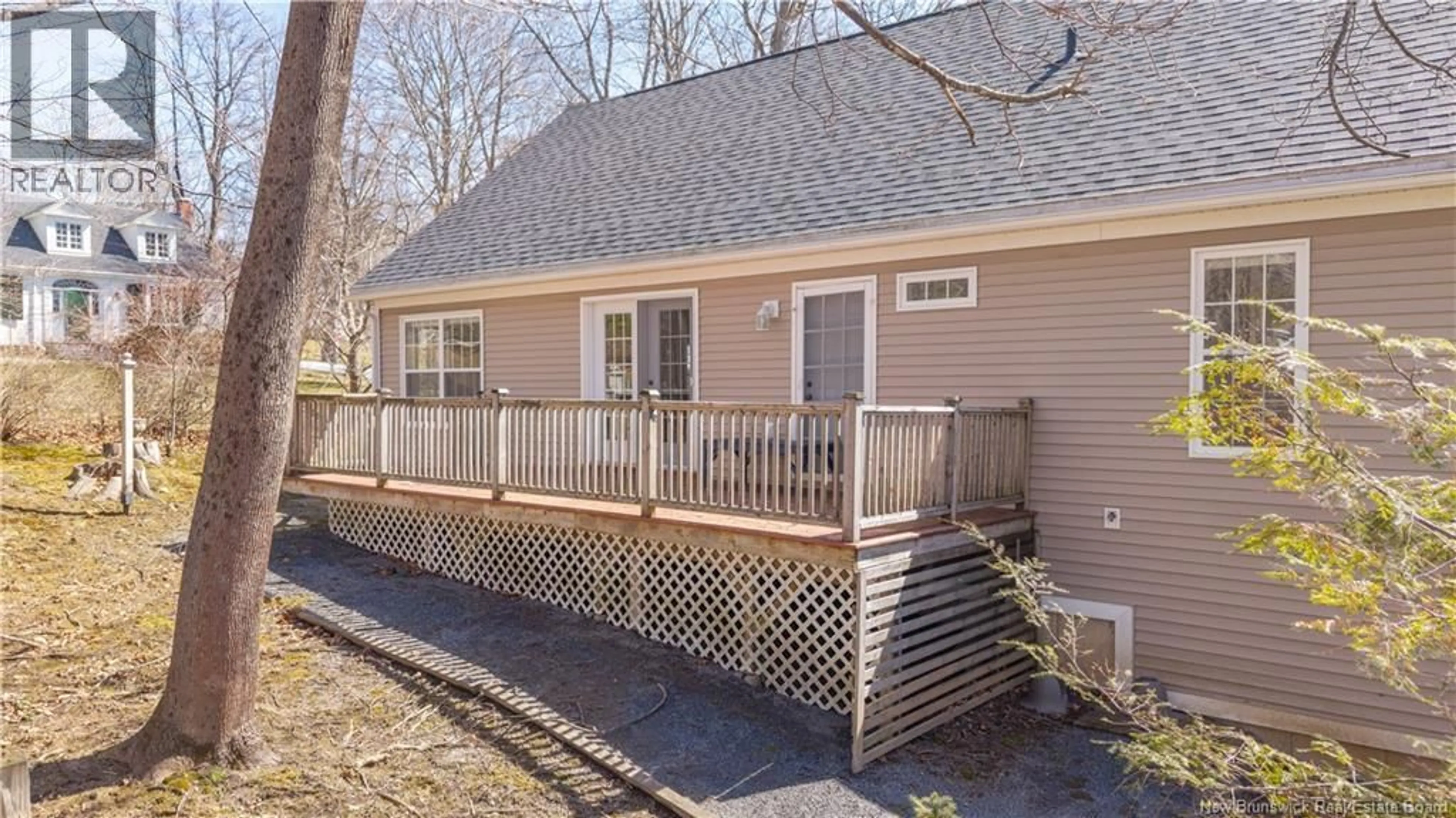 Patio, street for 140 EDWARD STREET, Saint Andrews New Brunswick E5B1W4