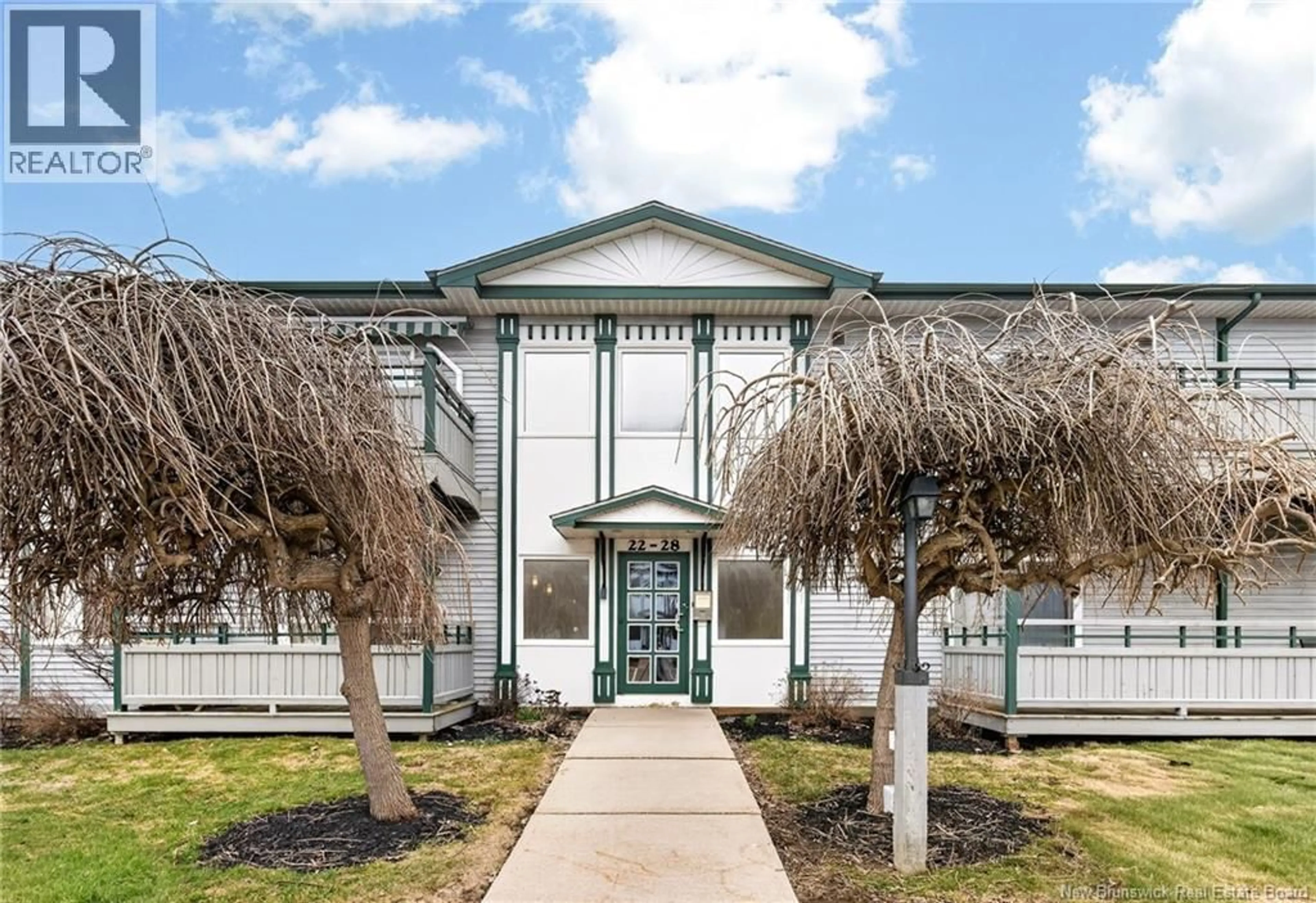 Indoor foyer for 27 - 33 MACALEESE LANE, Moncton New Brunswick E1A3M1