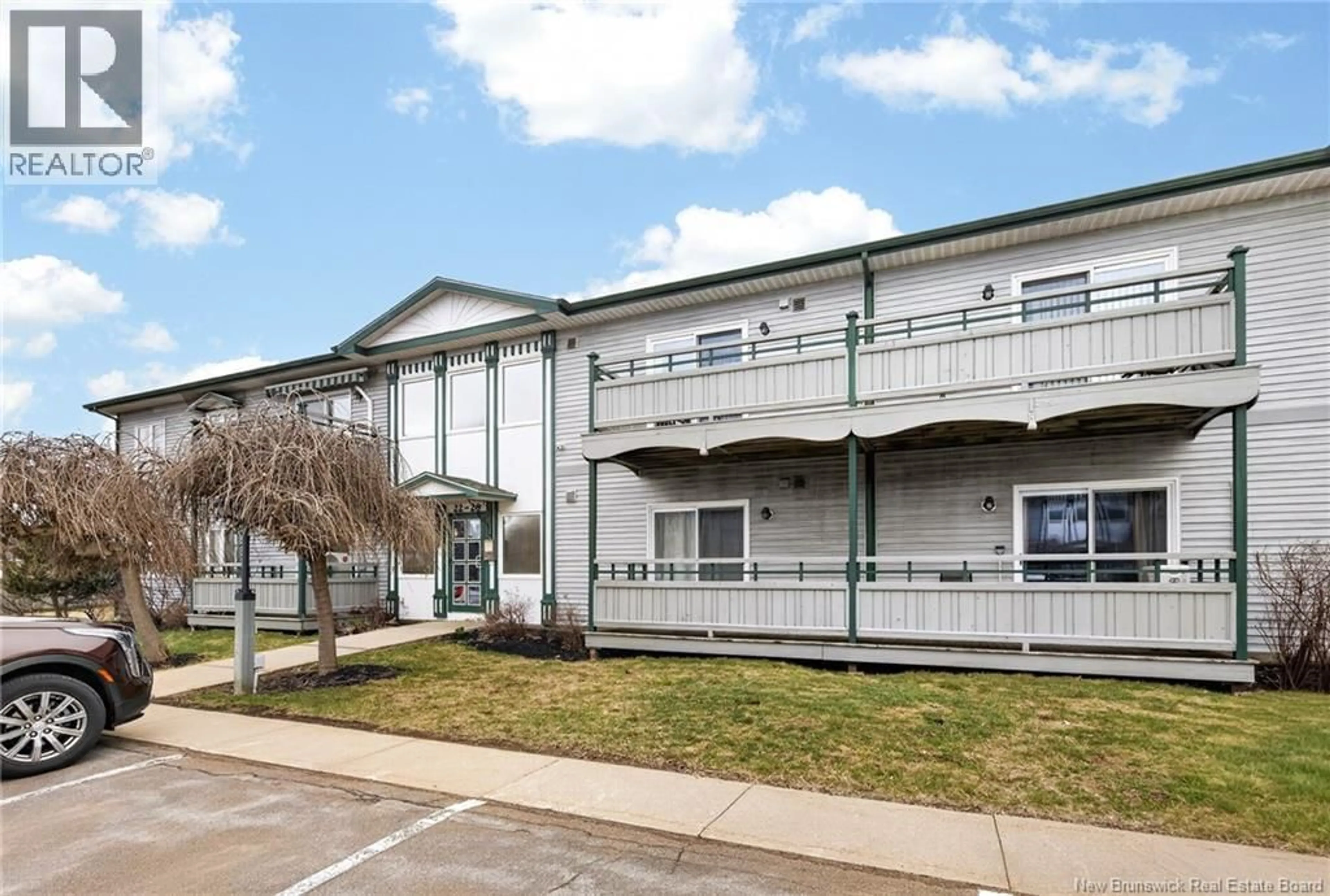 Patio, building for 27 - 33 MACALEESE LANE, Moncton New Brunswick E1A3M1