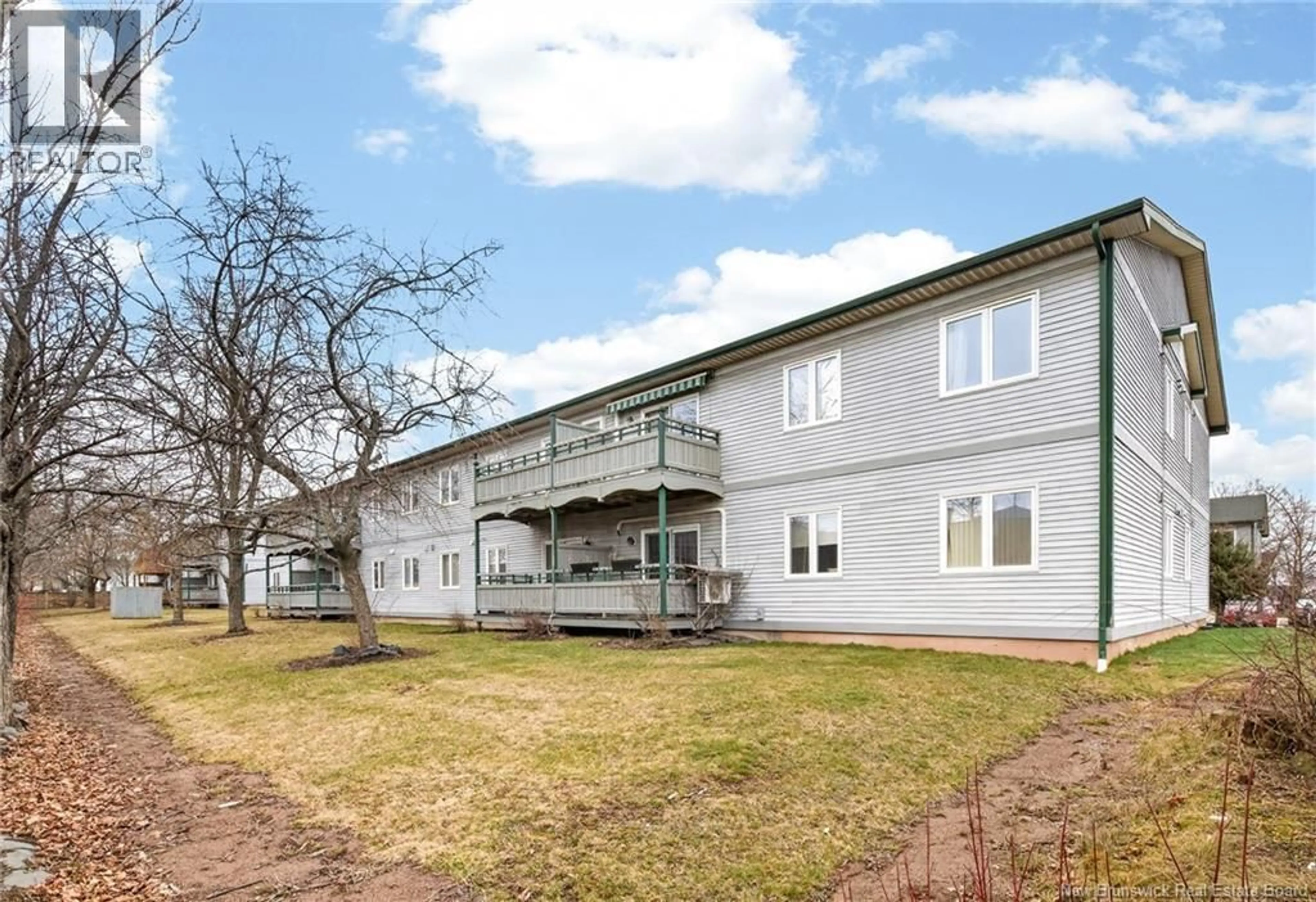 Patio, building for 27 - 33 MACALEESE LANE, Moncton New Brunswick E1A3M1