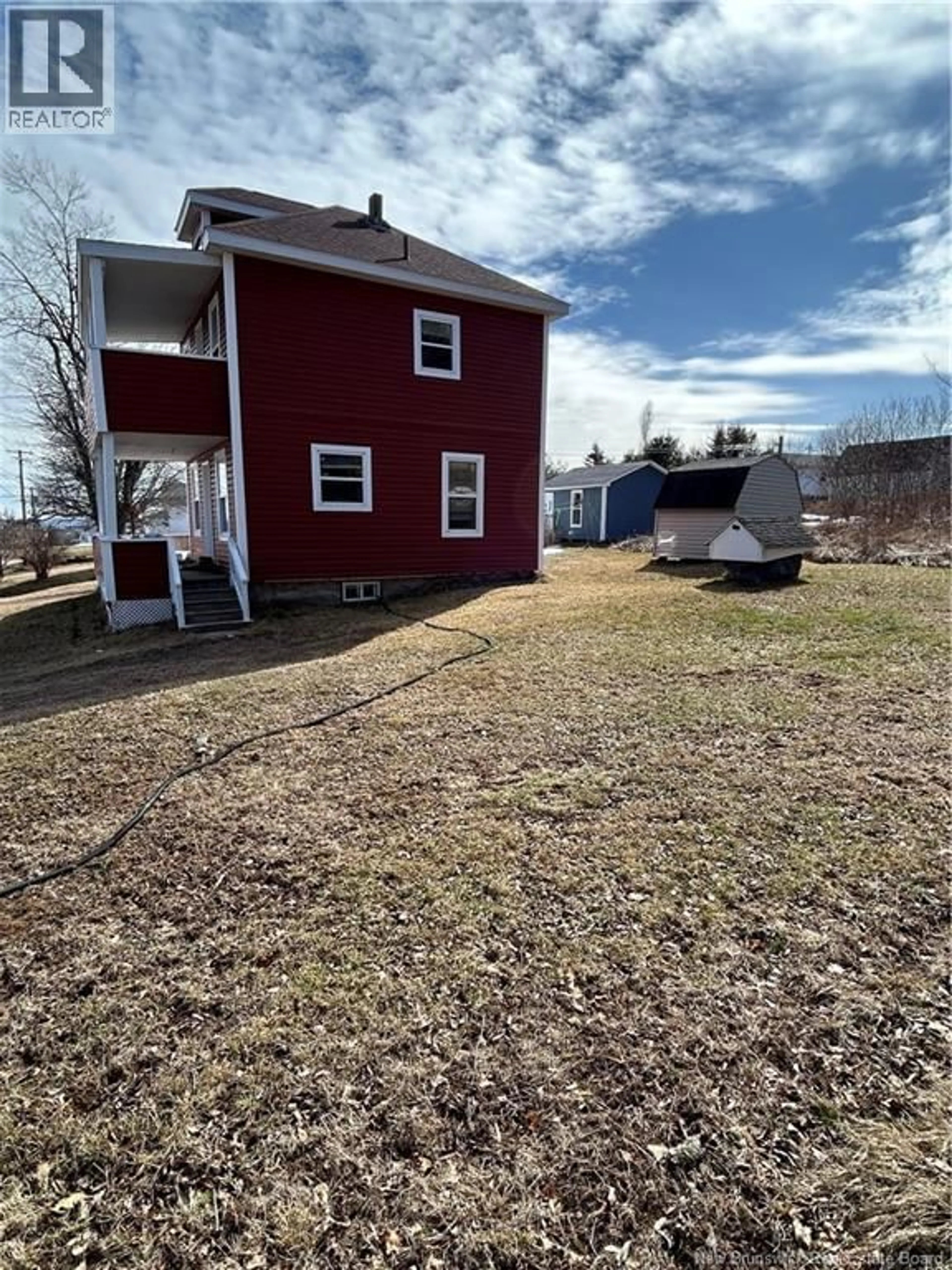 A pic from outside/outdoor area/front of a property/back of a property/a pic from drone, building for 453 LAVALLEE, Memramcook New Brunswick E4K3C7