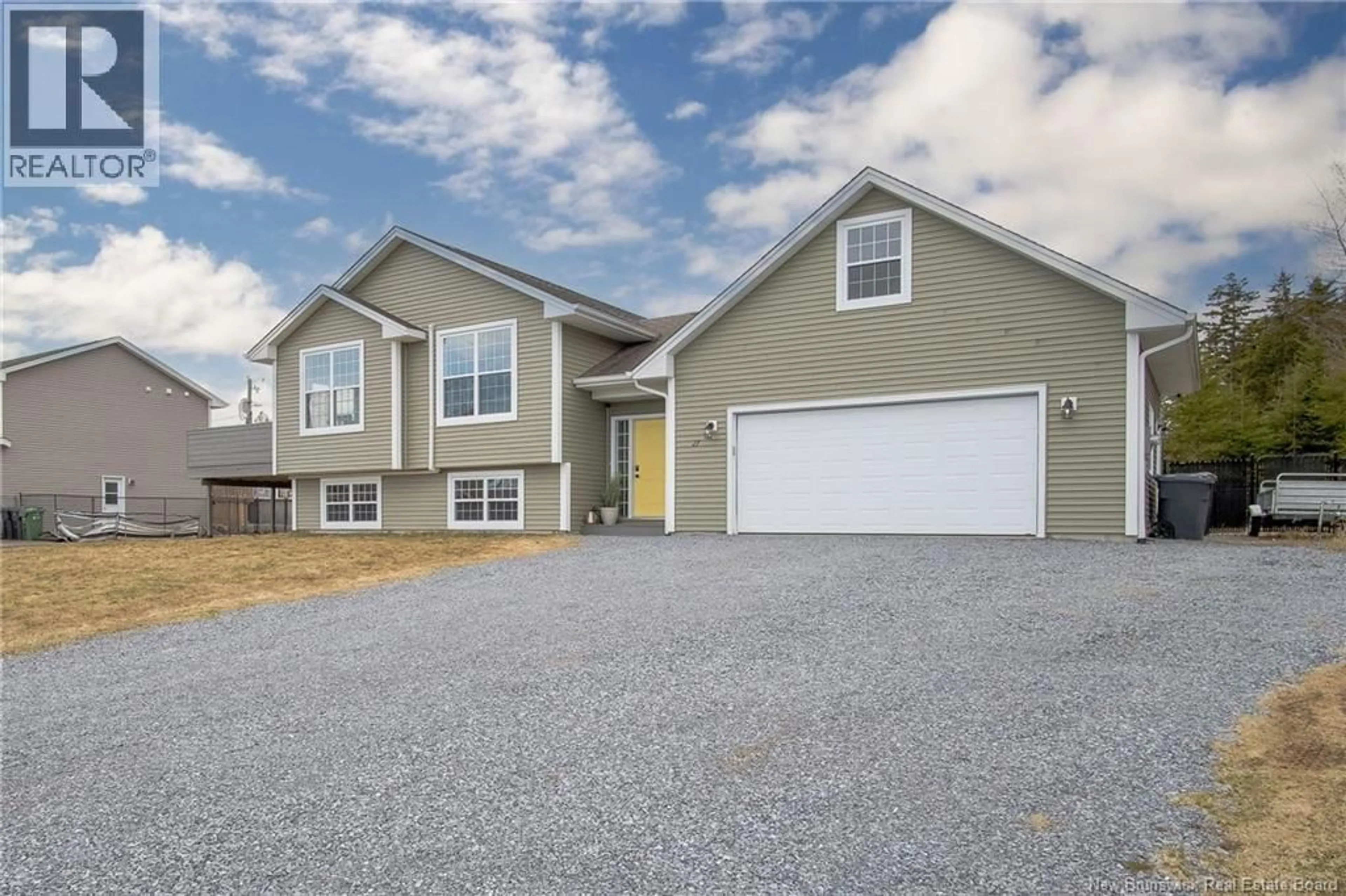 Home with vinyl exterior material, street for 27 JENKINS DRIVE, Quispamsis New Brunswick E2E0J6