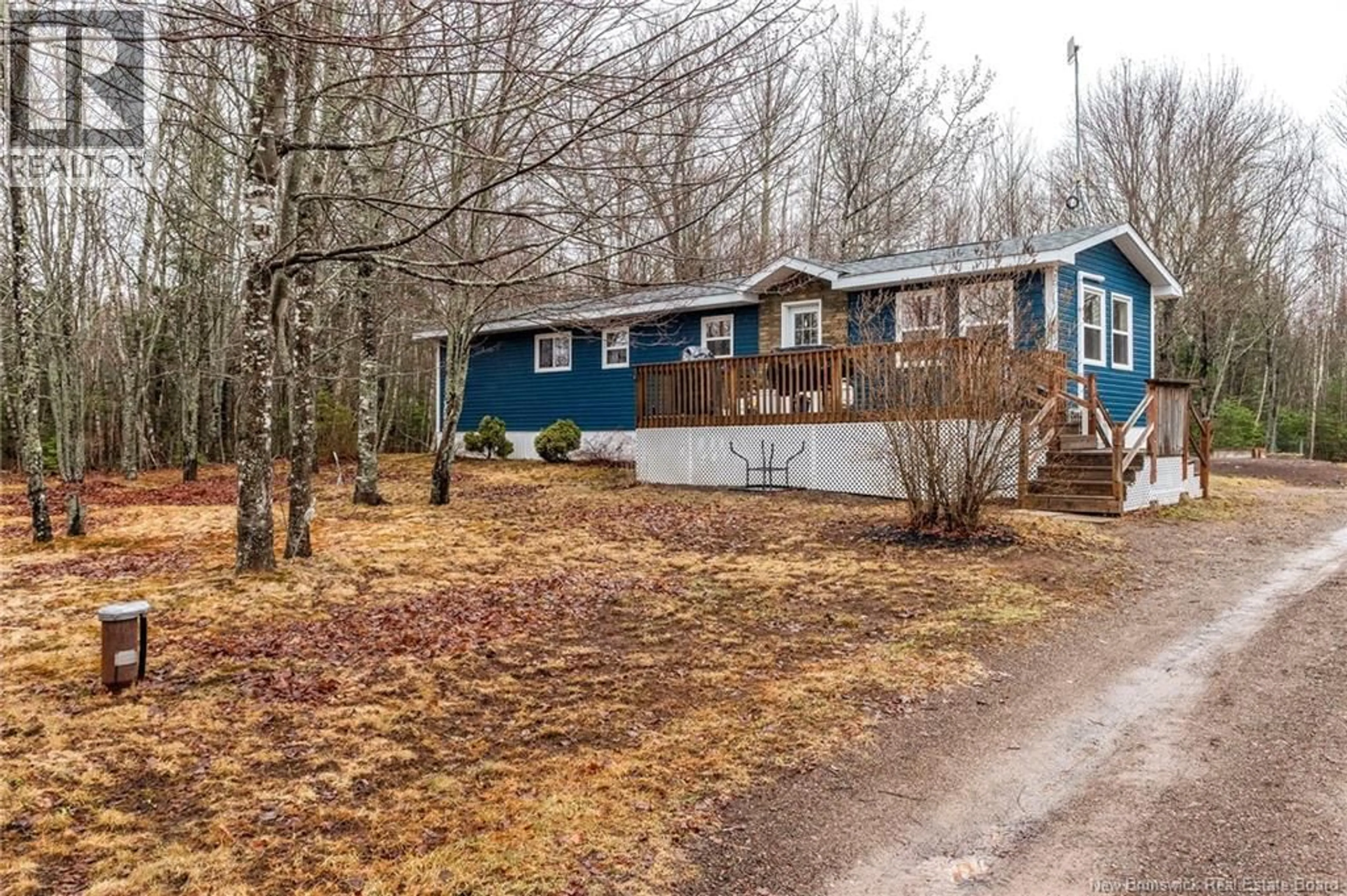 Home with vinyl exterior material, street for 16 MURRAY ROAD, Colpitts Settlement New Brunswick E4J1H9