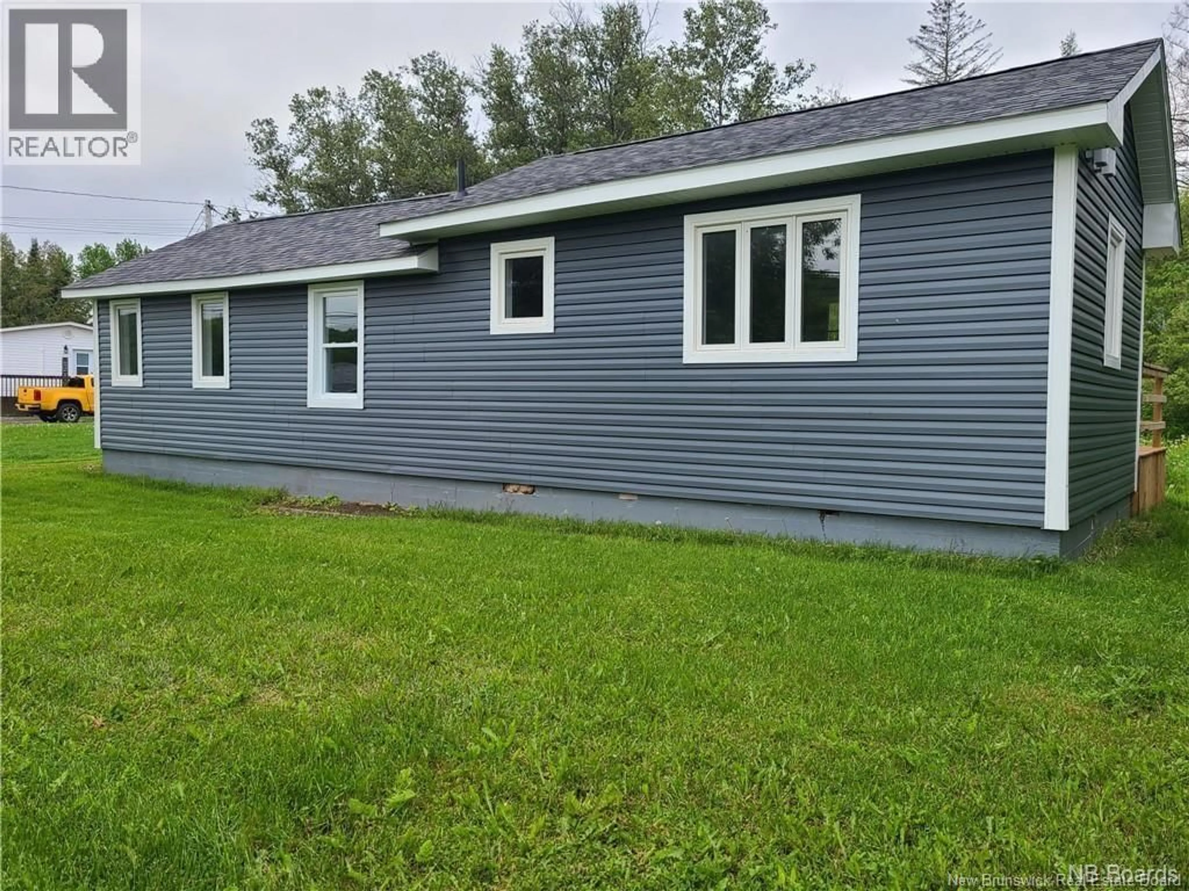 Home with vinyl exterior material, unknown for 317 MAIN STREET, Aroostook New Brunswick E3Z2G2