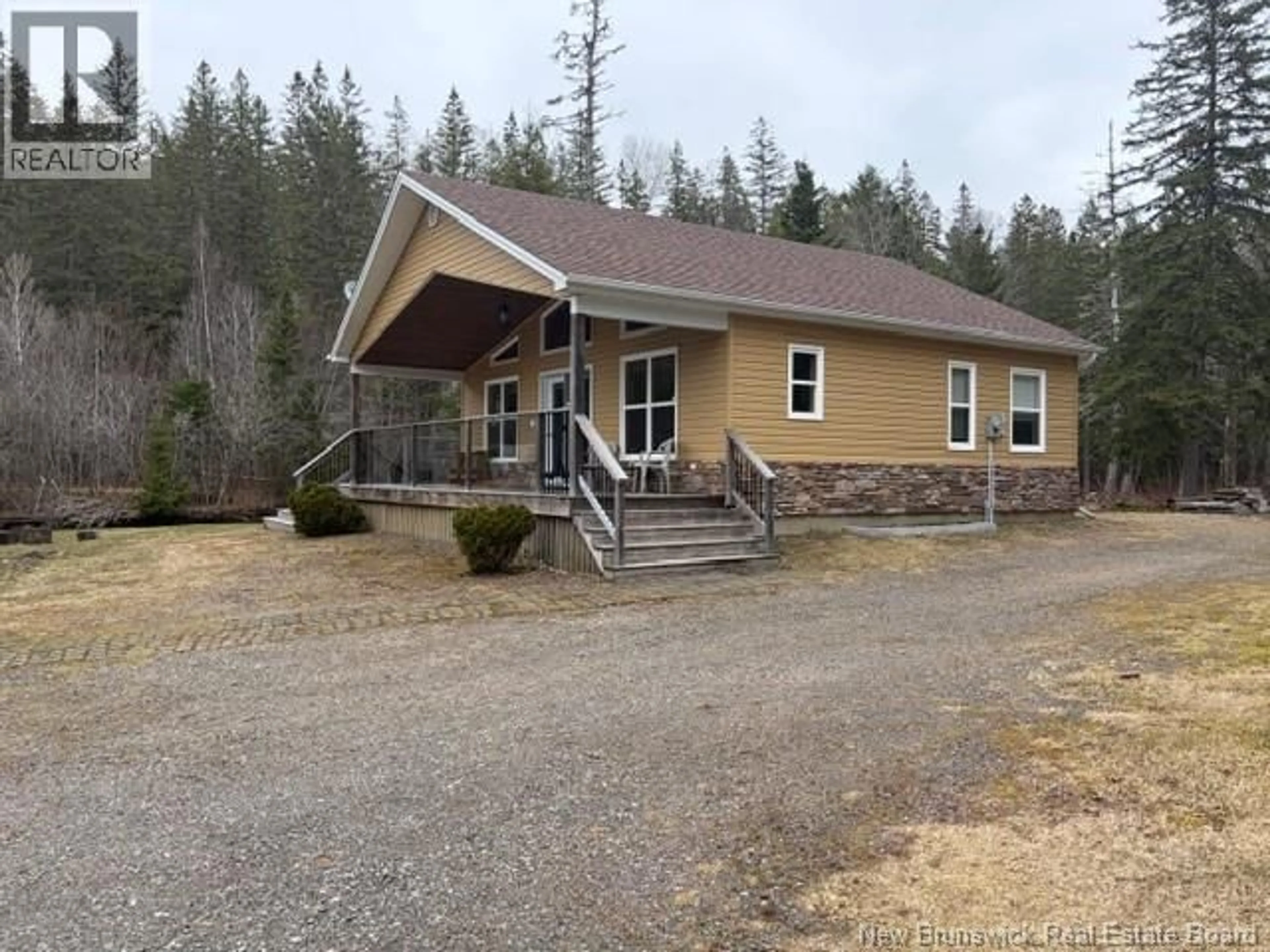 A pic from outside/outdoor area/front of a property/back of a property/a pic from drone, building for 11592 ROUTE 114, Springdale New Brunswick E4E3Y4