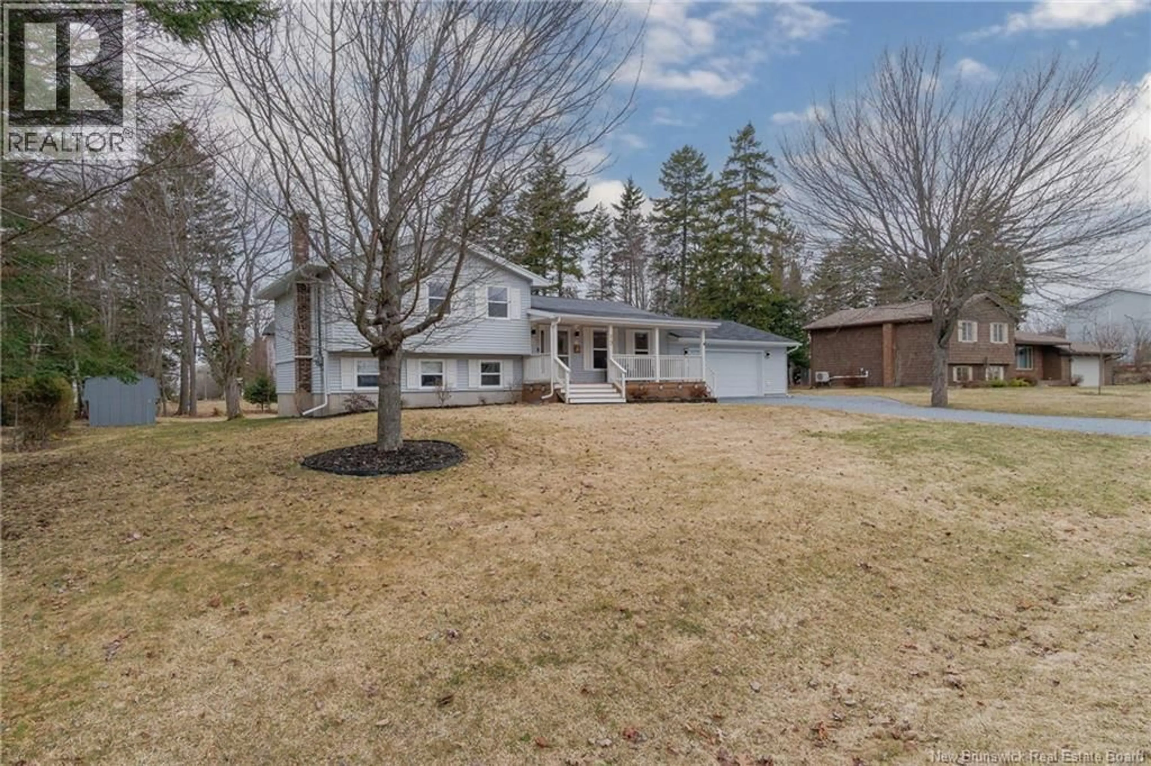 A pic from outside/outdoor area/front of a property/back of a property/a pic from drone, street for 13 LYMAN DRIVE, Quispamsis New Brunswick E2E4L2