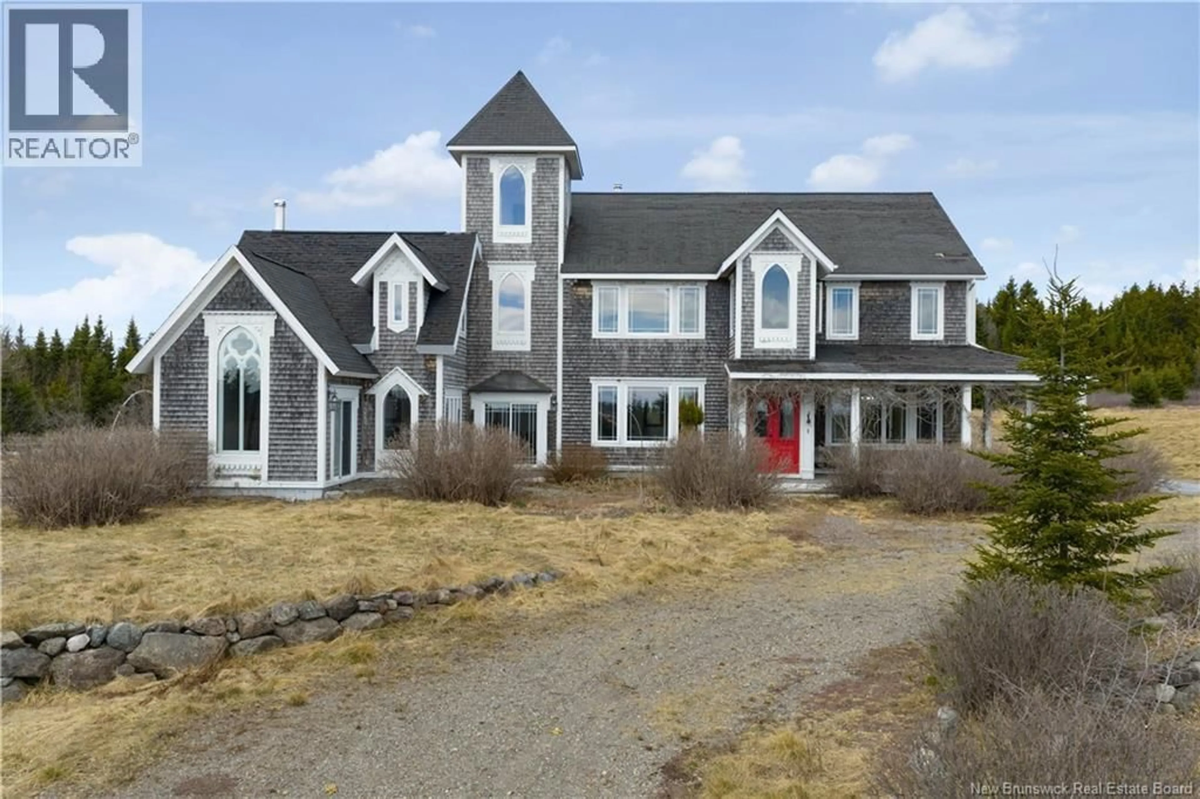 Home with vinyl exterior material, building for 2598 ROUTE 111, St. Martins New Brunswick E5R1G1