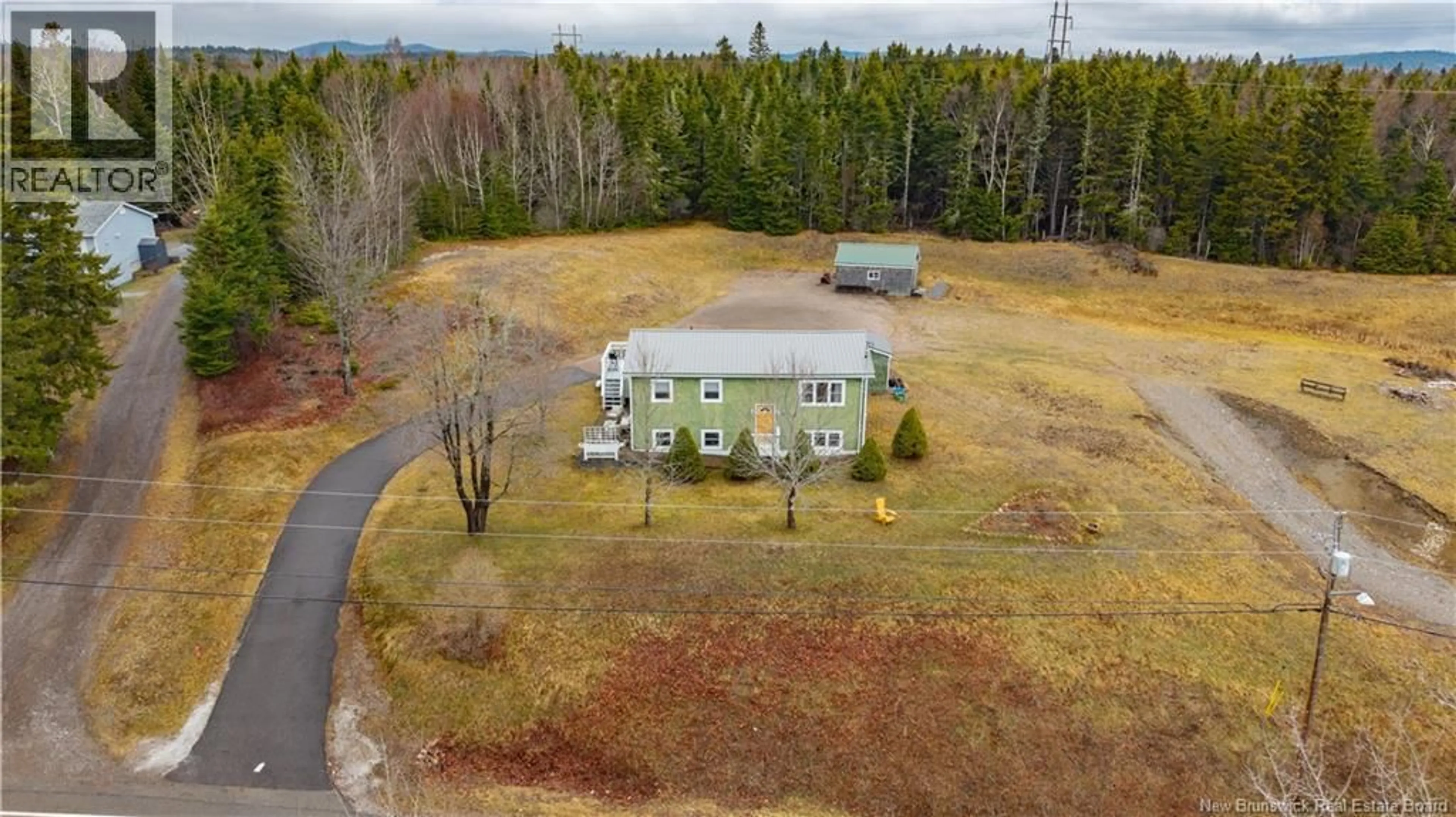 A pic from outside/outdoor area/front of a property/back of a property/a pic from drone, unknown for 95 SOUTH STREET, St George New Brunswick E5C3P8