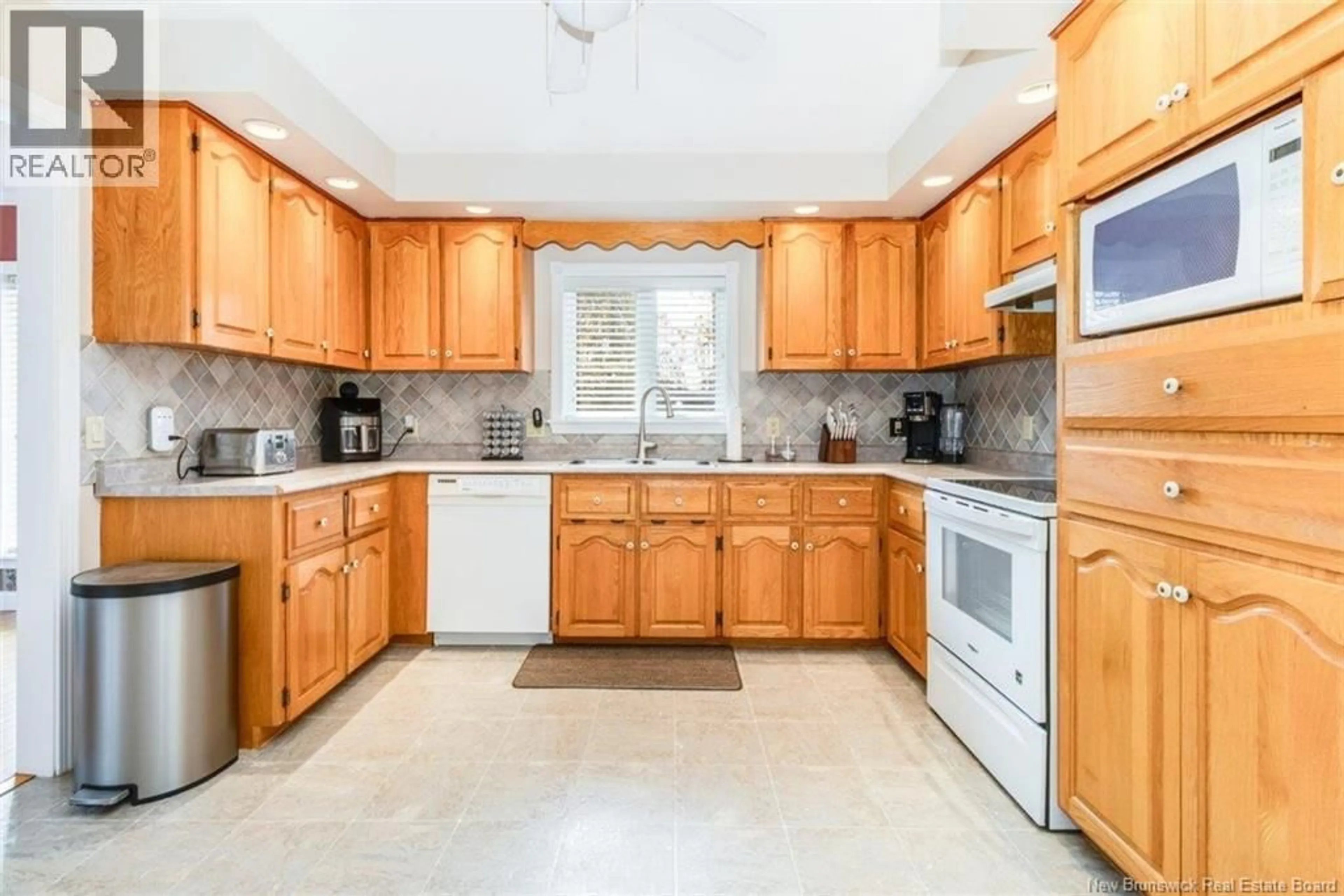 Standard kitchen, ceramic/tile floor for 5 TIMBER LANE, Fredericton New Brunswick E3A8R6