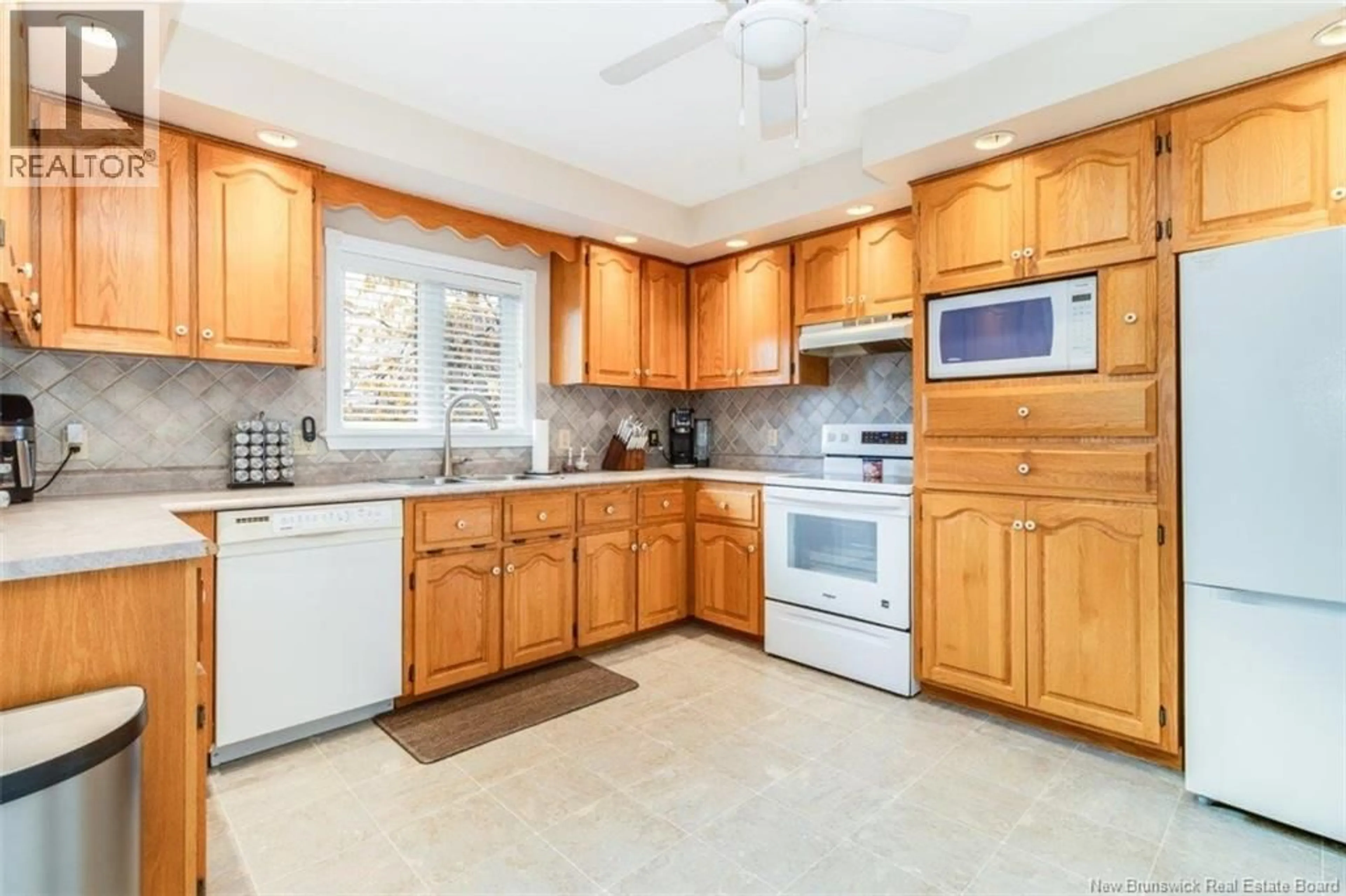 Standard kitchen, ceramic/tile floor for 5 TIMBER LANE, Fredericton New Brunswick E3A8R6