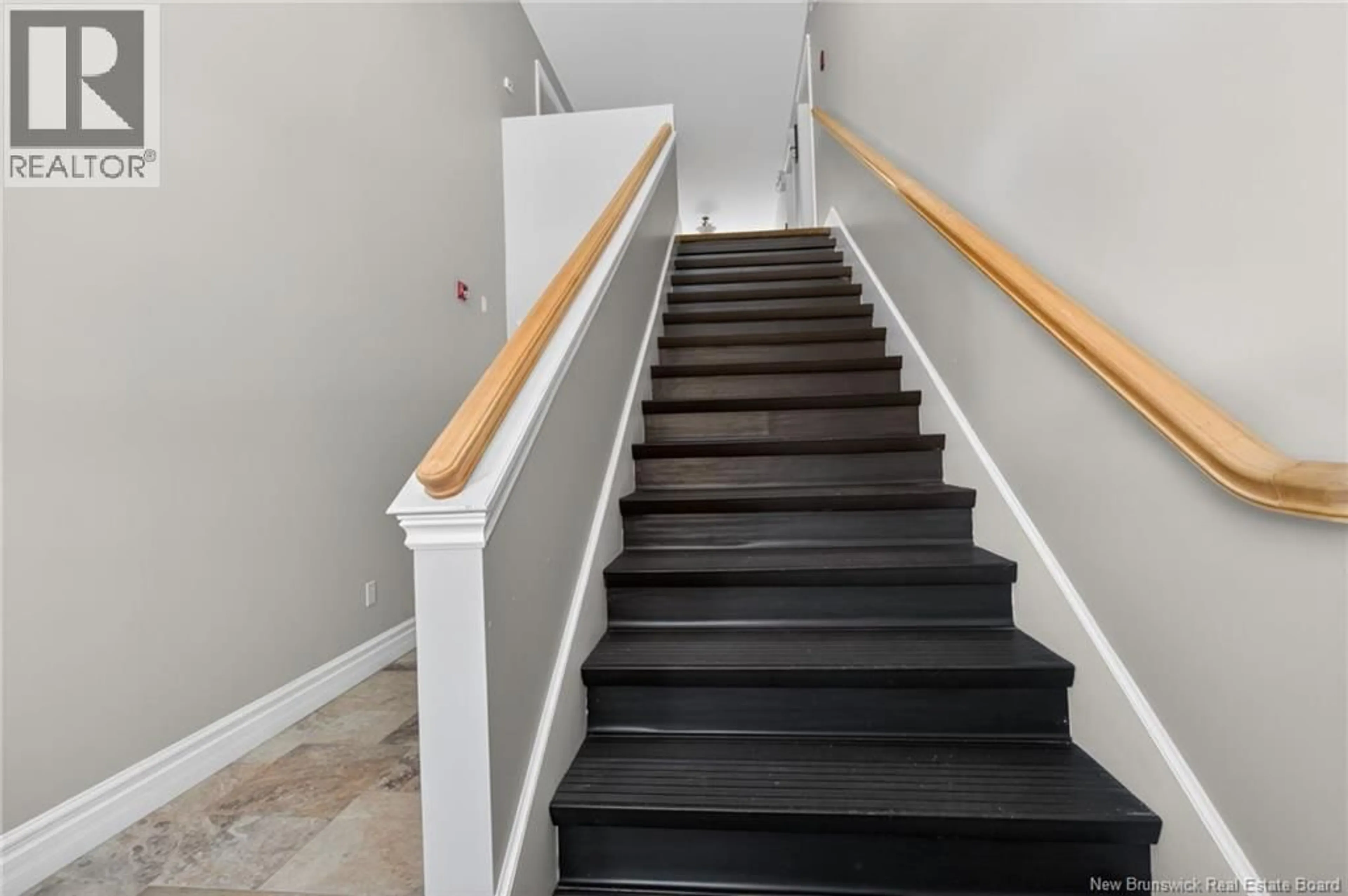 Stairs for 203 - 98 PLEASANT STREET, Shediac New Brunswick E4P2L6