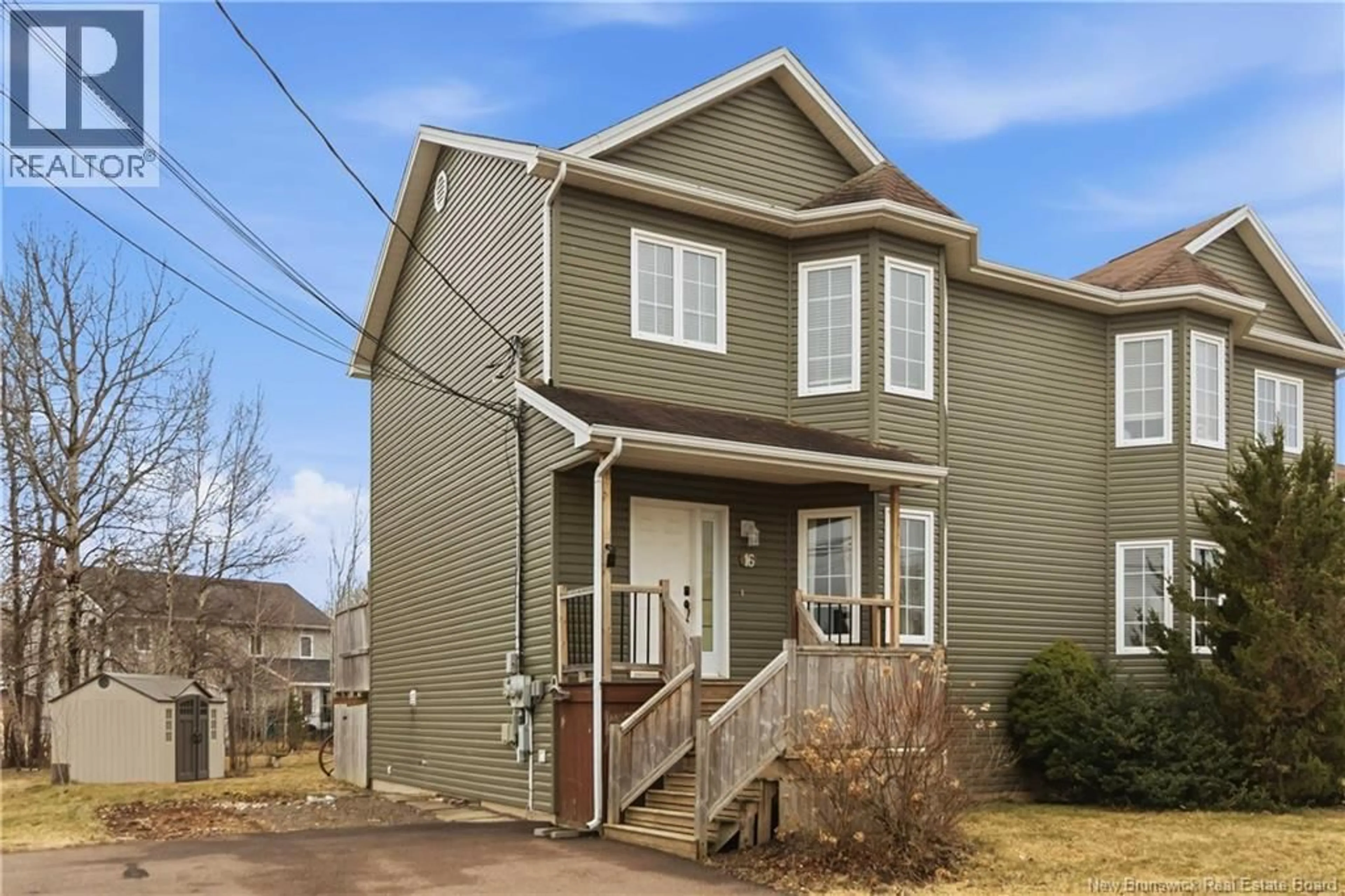 Home with vinyl exterior material, street for 16 CARSDALE COURT, Moncton New Brunswick E1G5G2