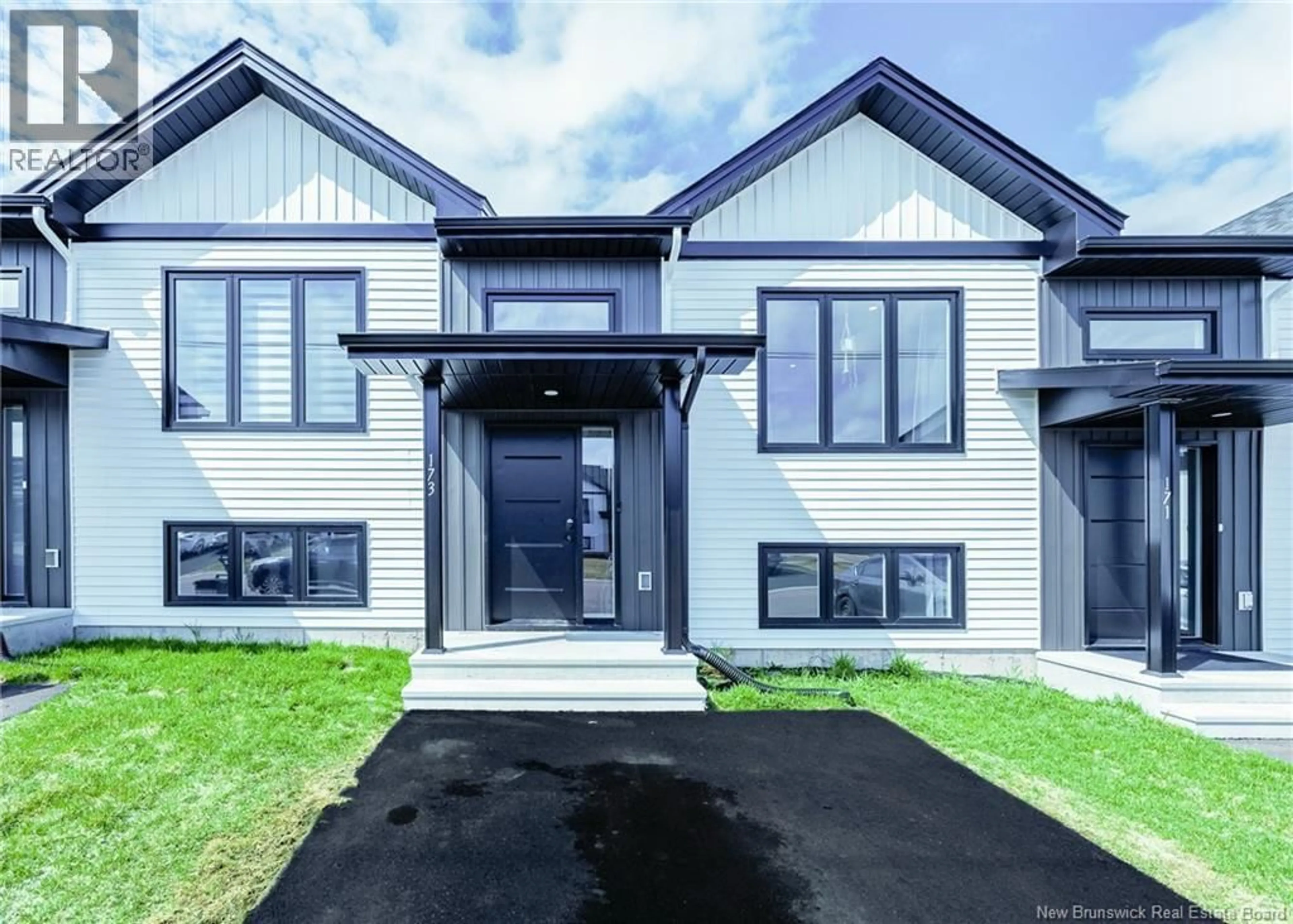 Home with vinyl exterior material, street for 173 ERNEST STREET, Dieppe New Brunswick E1A4T2