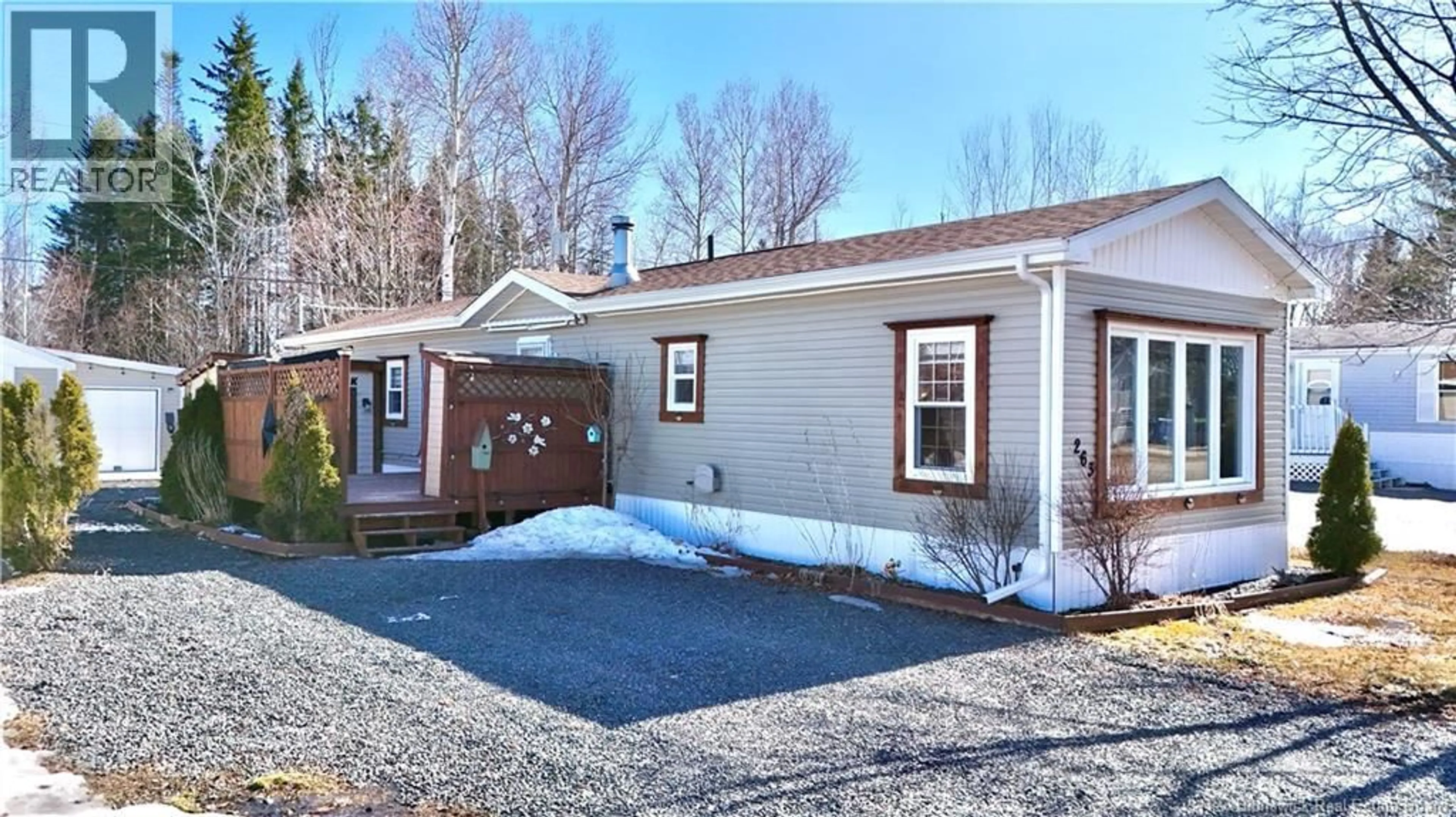 Unknown for 263 POPLAR, Beresford New Brunswick E8K1E5