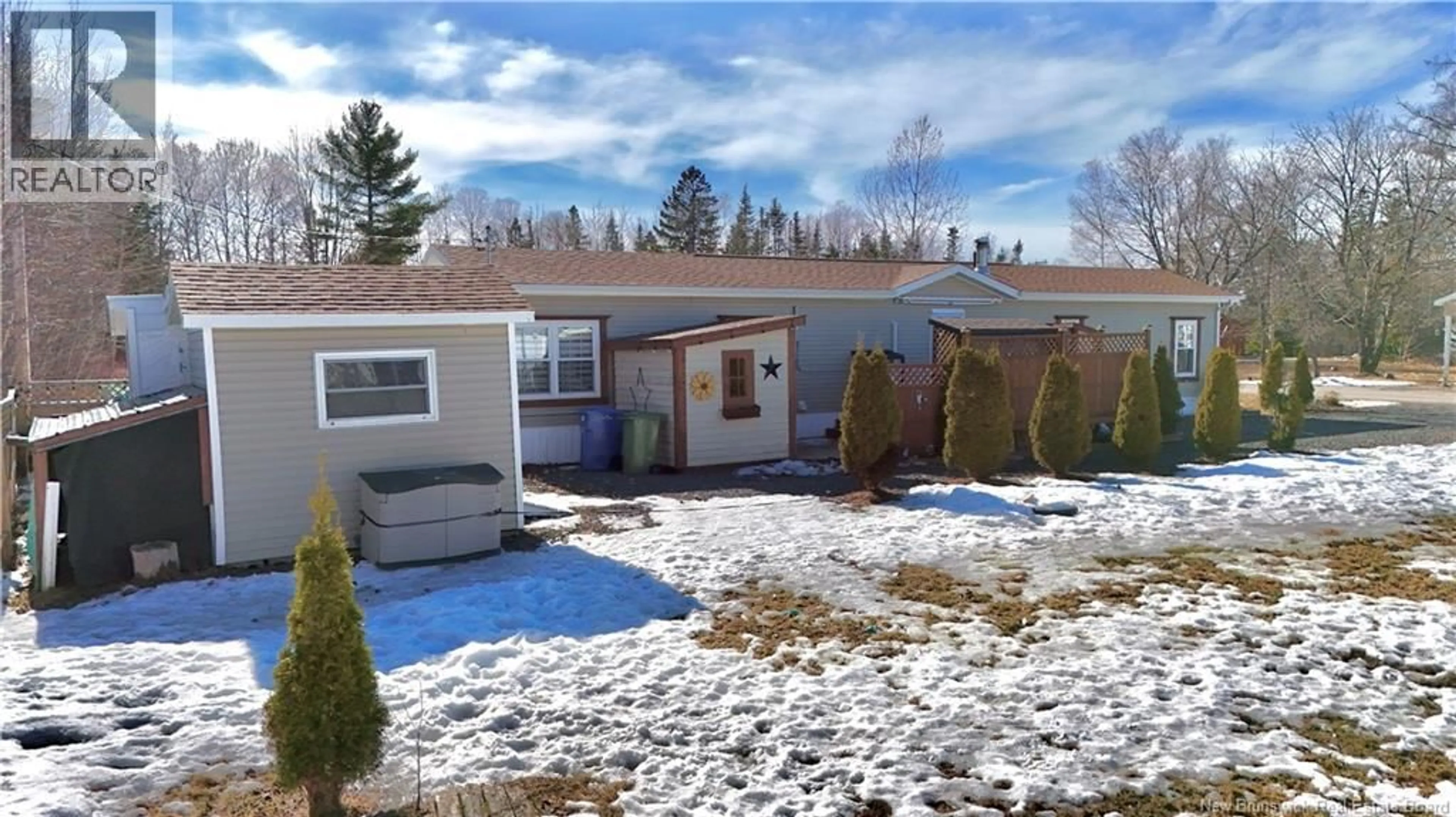 Unknown for 263 POPLAR, Beresford New Brunswick E8K1E5