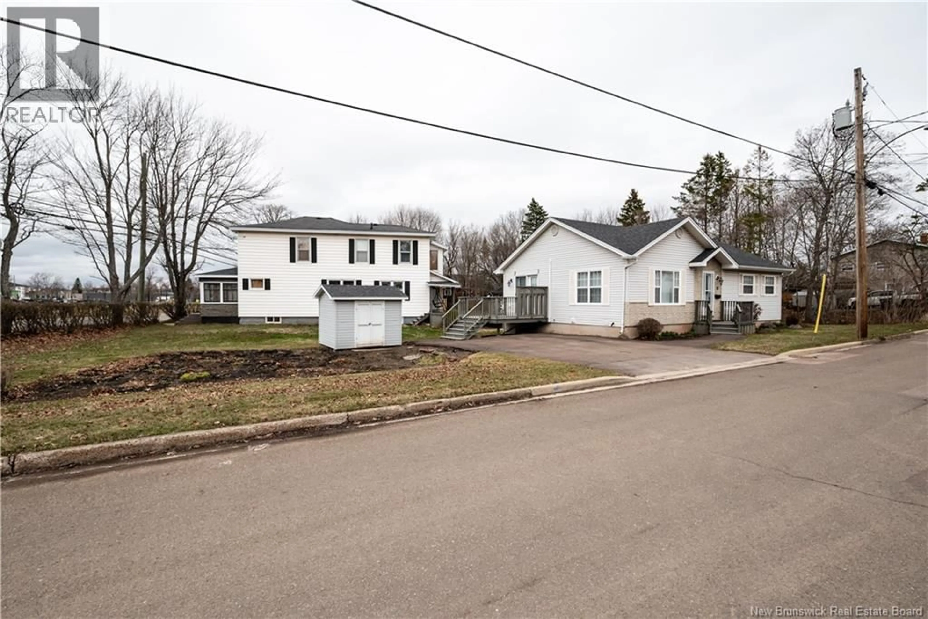 A pic from outside/outdoor area/front of a property/back of a property/a pic from drone, street for 33 REILLY AVENUE, Moncton New Brunswick E1A3H2