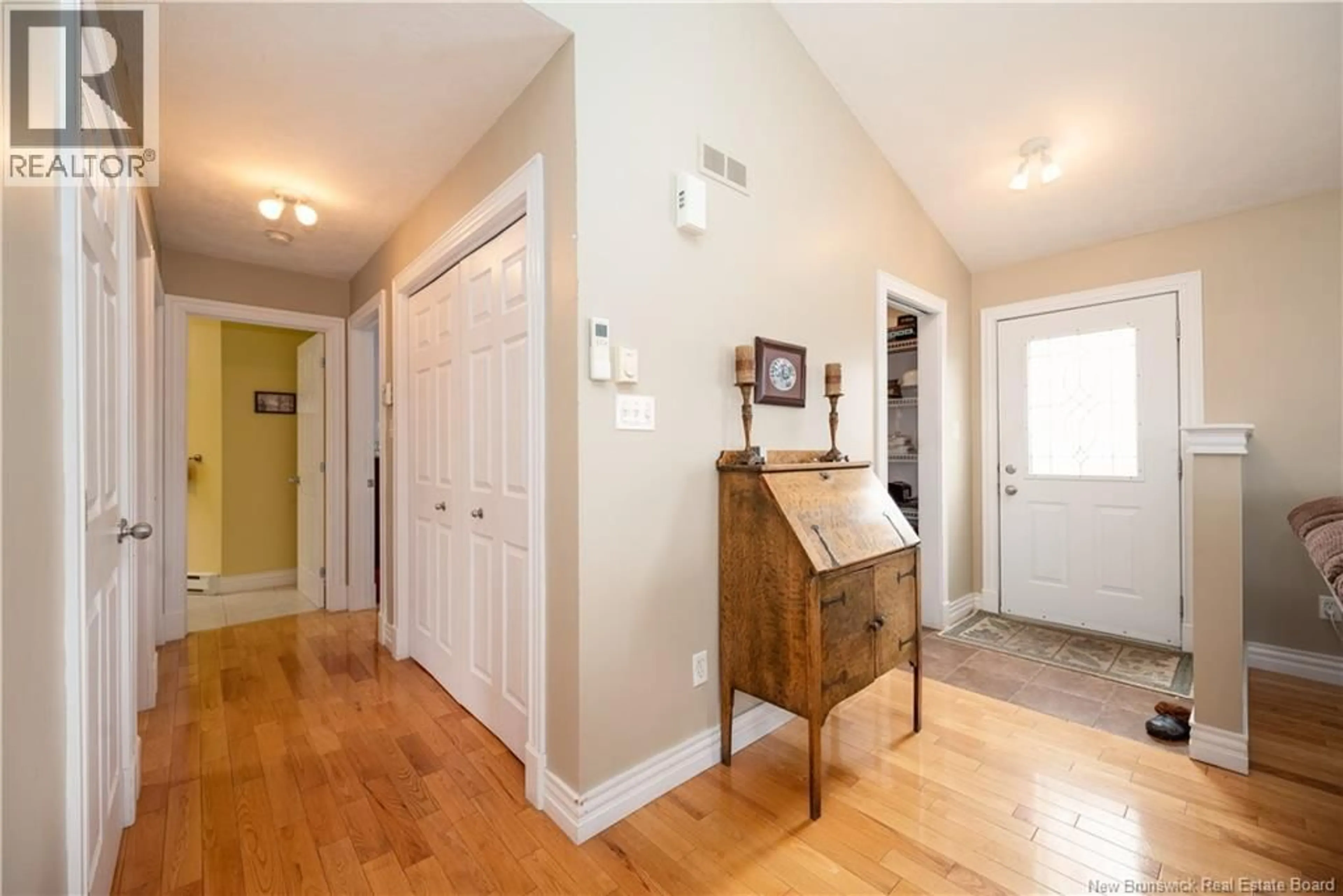 Indoor entryway for 33 REILLY AVENUE, Moncton New Brunswick E1A3H2