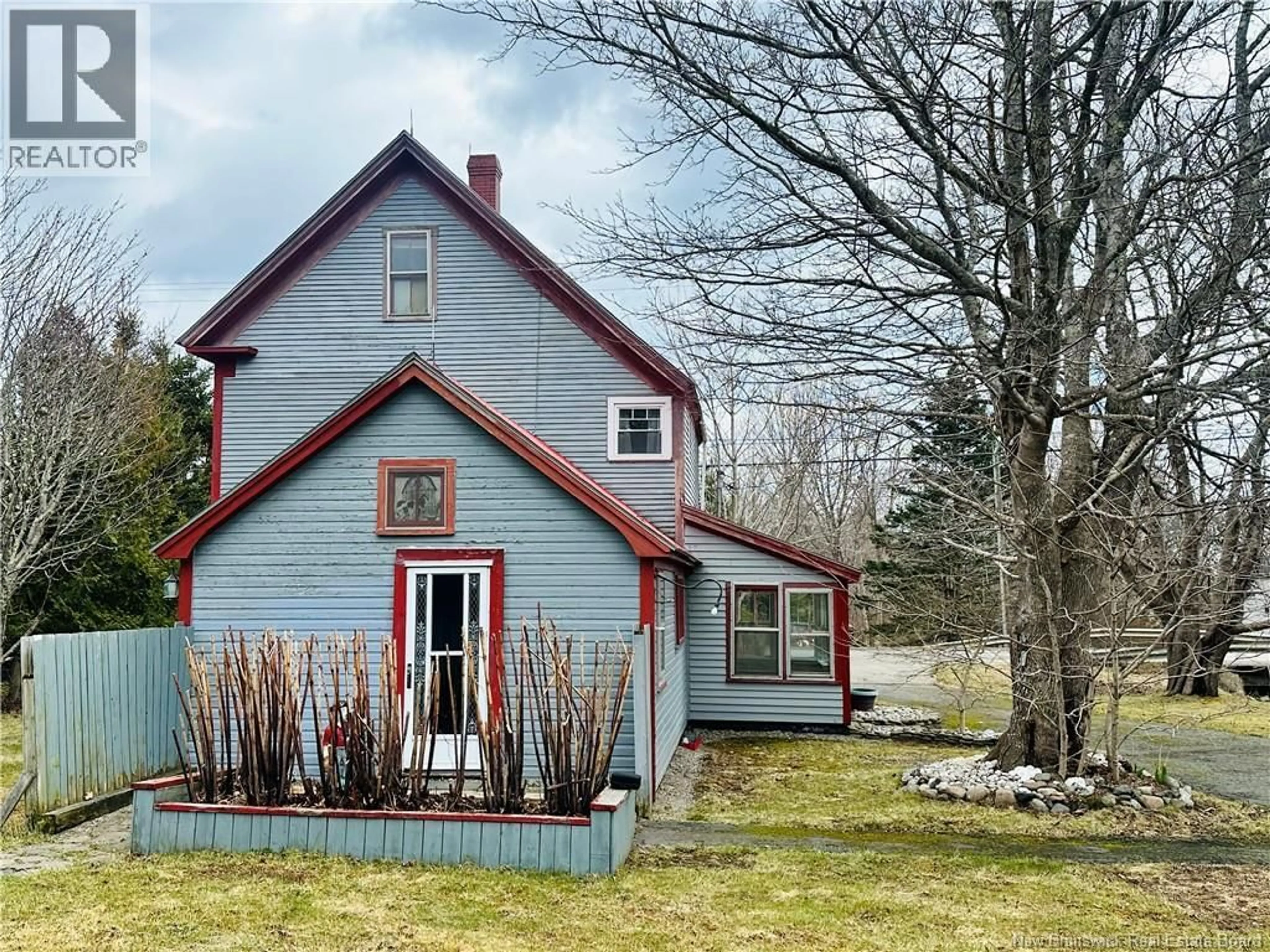 Home with vinyl exterior material, unknown for 182 ROUTE 776, Grand Manan New Brunswick E5G1A7