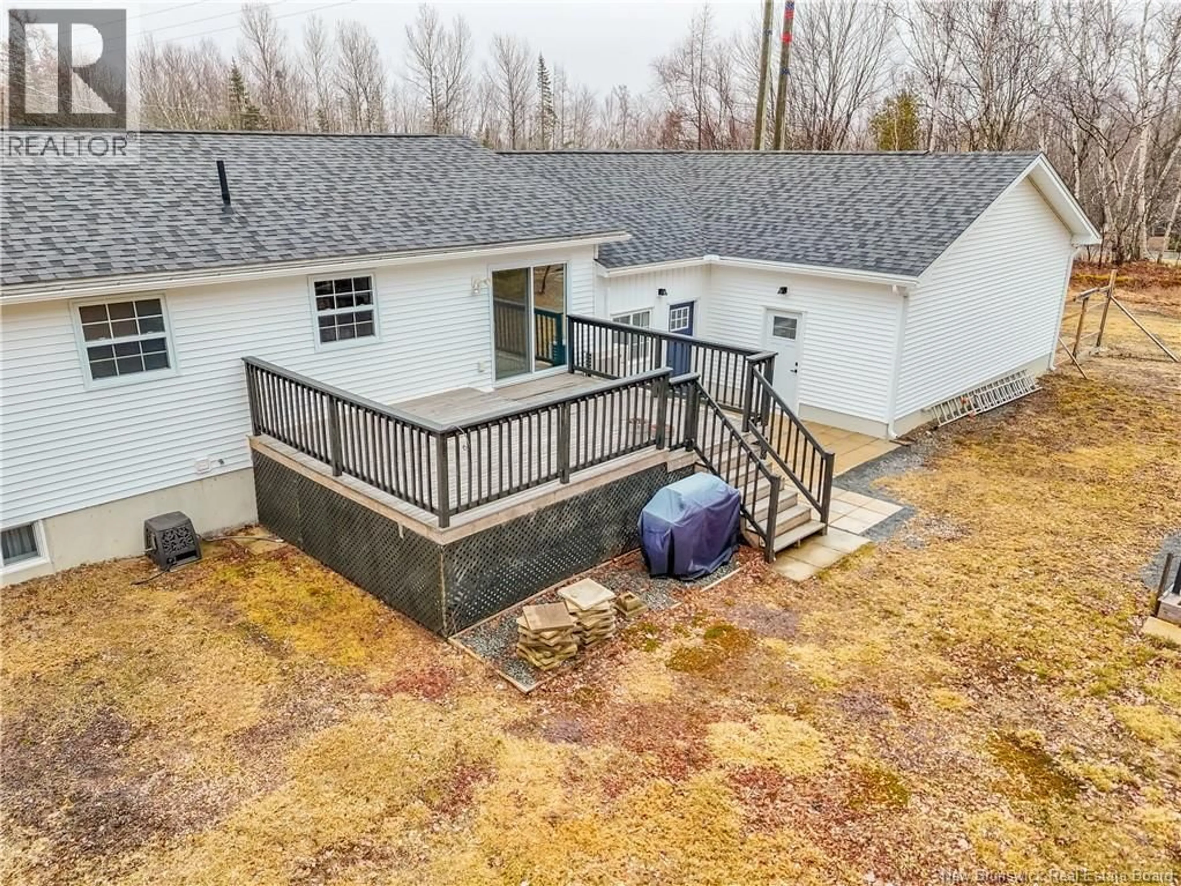 A pic from outside/outdoor area/front of a property/back of a property/a pic from drone, unknown for 25 TANYA DRIVE, Douglas New Brunswick E3G8A5