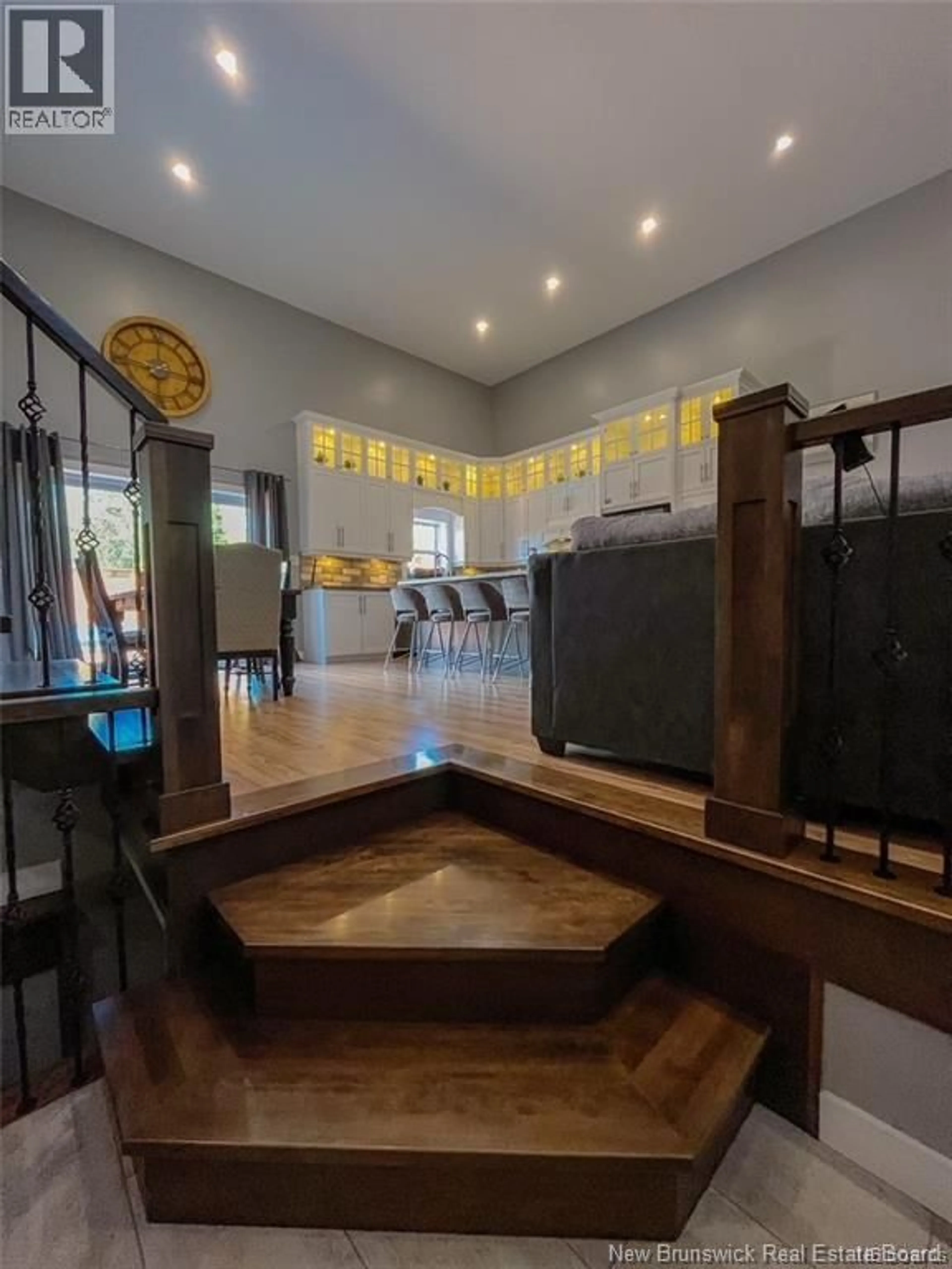 Unknown for 6 ASPEN, Campbellton New Brunswick E3N3S9