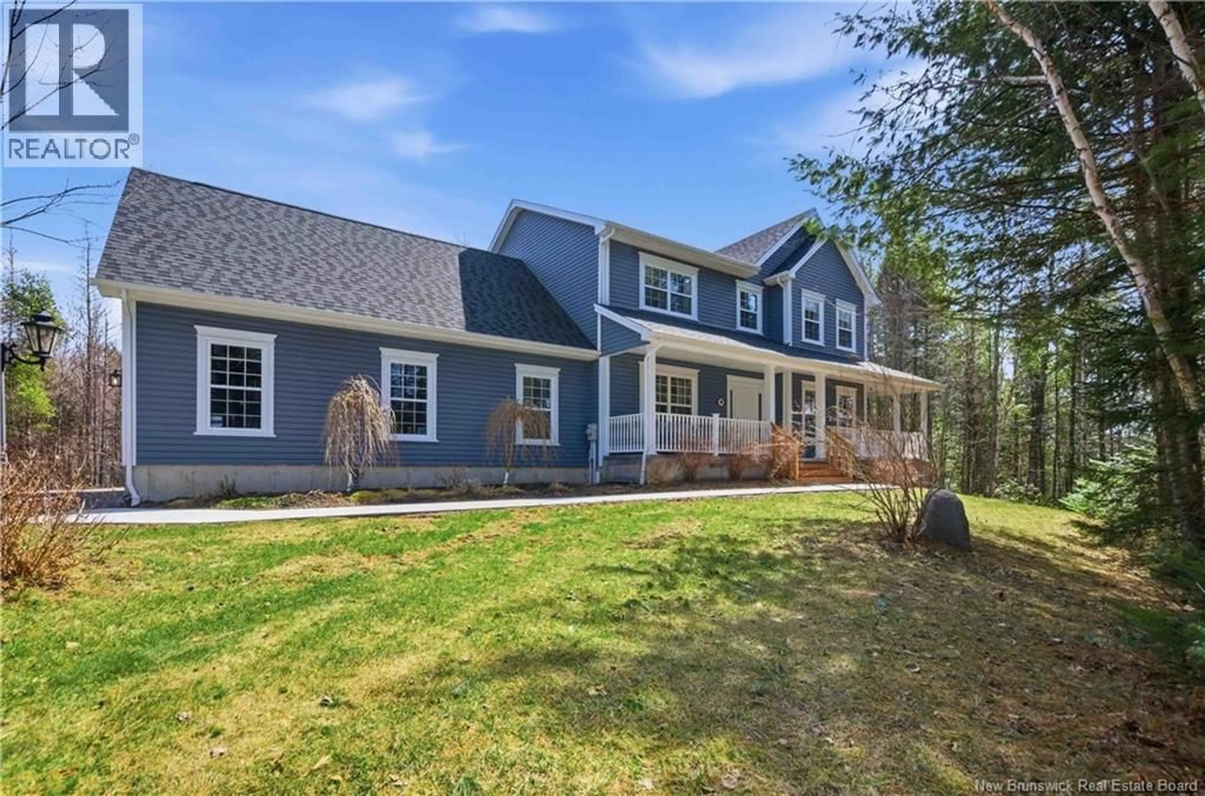 Home with vinyl exterior material, unknown for 18 PELICAN COURT, Hanwell New Brunswick E3E2L8