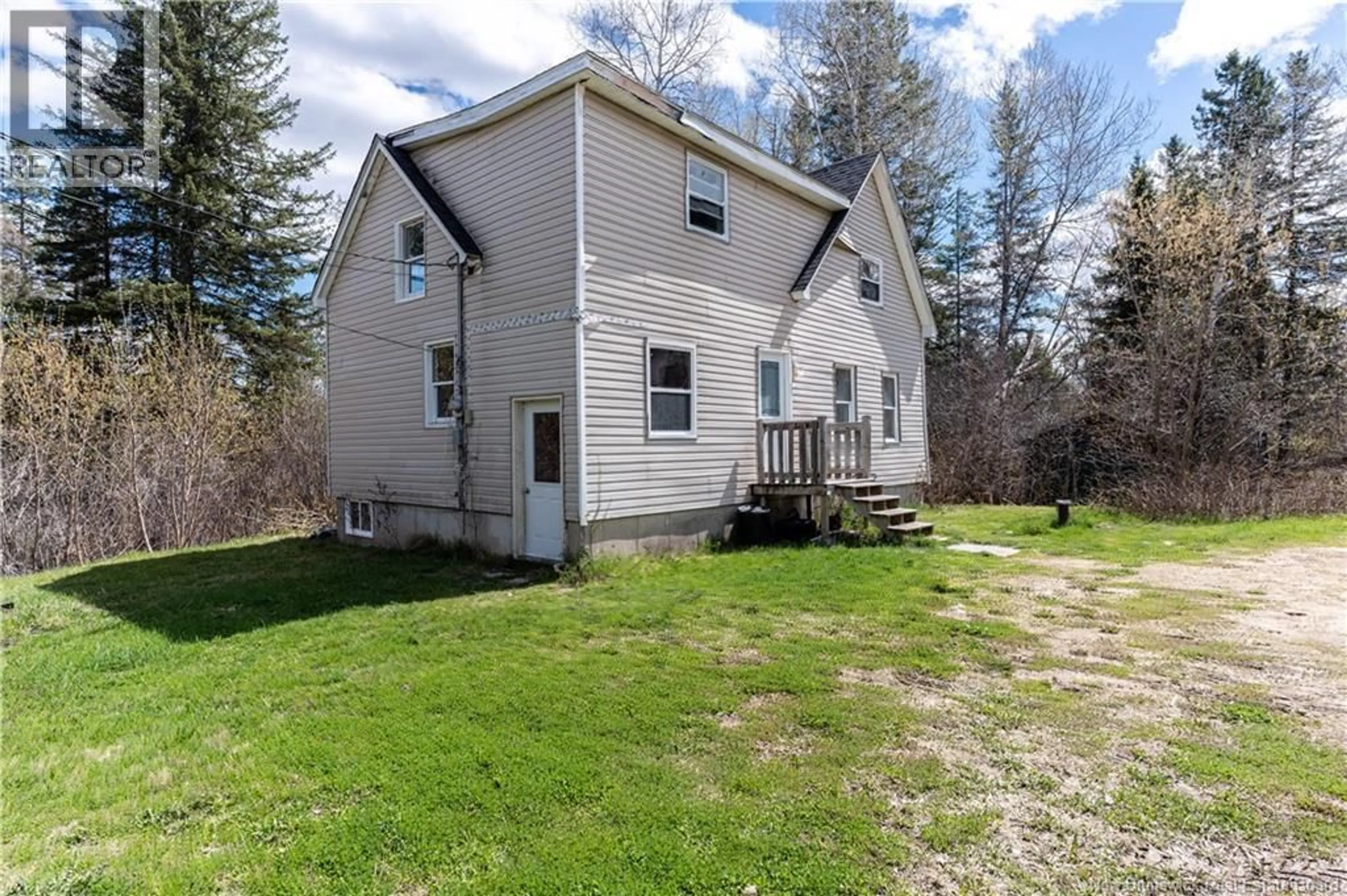 A pic from outside/outdoor area/front of a property/back of a property/a pic from drone, unknown for 25 STATION ST, Blackville New Brunswick E9B1R4