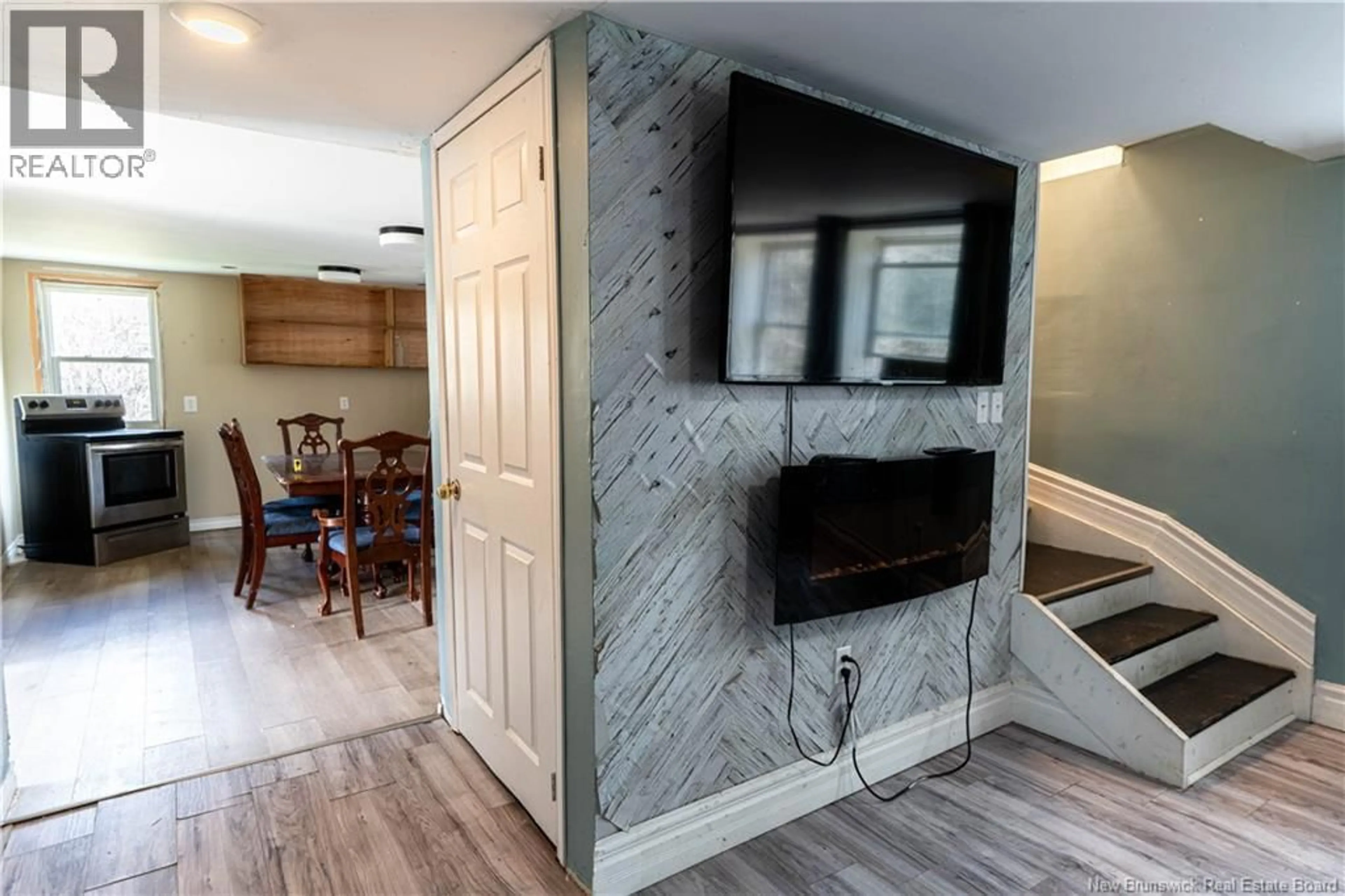 Indoor entryway for 25 STATION ST, Blackville New Brunswick E9B1R4