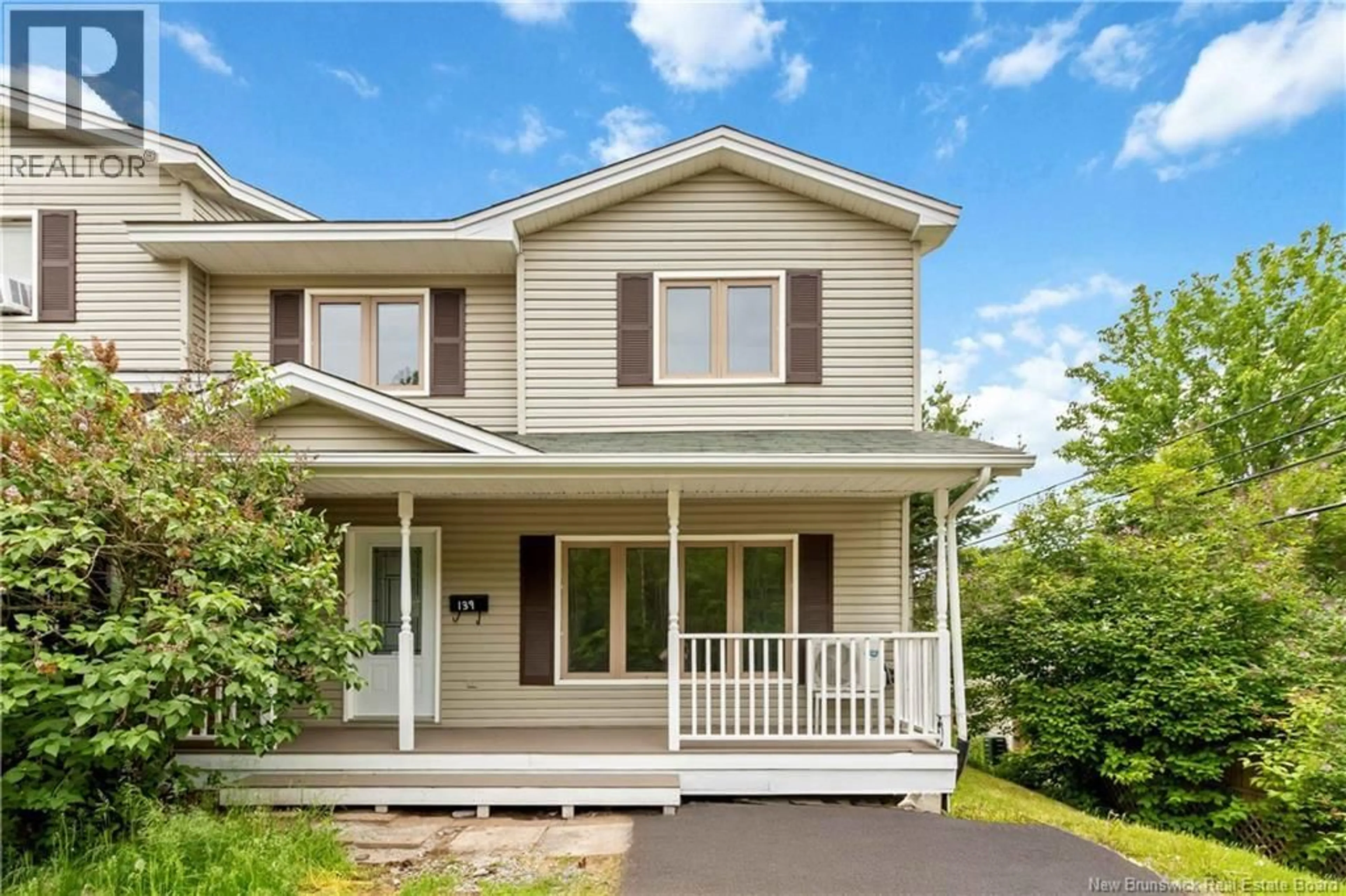 Home with vinyl exterior material, unknown for 139 WHITEPINE, Riverview New Brunswick E1B4H3