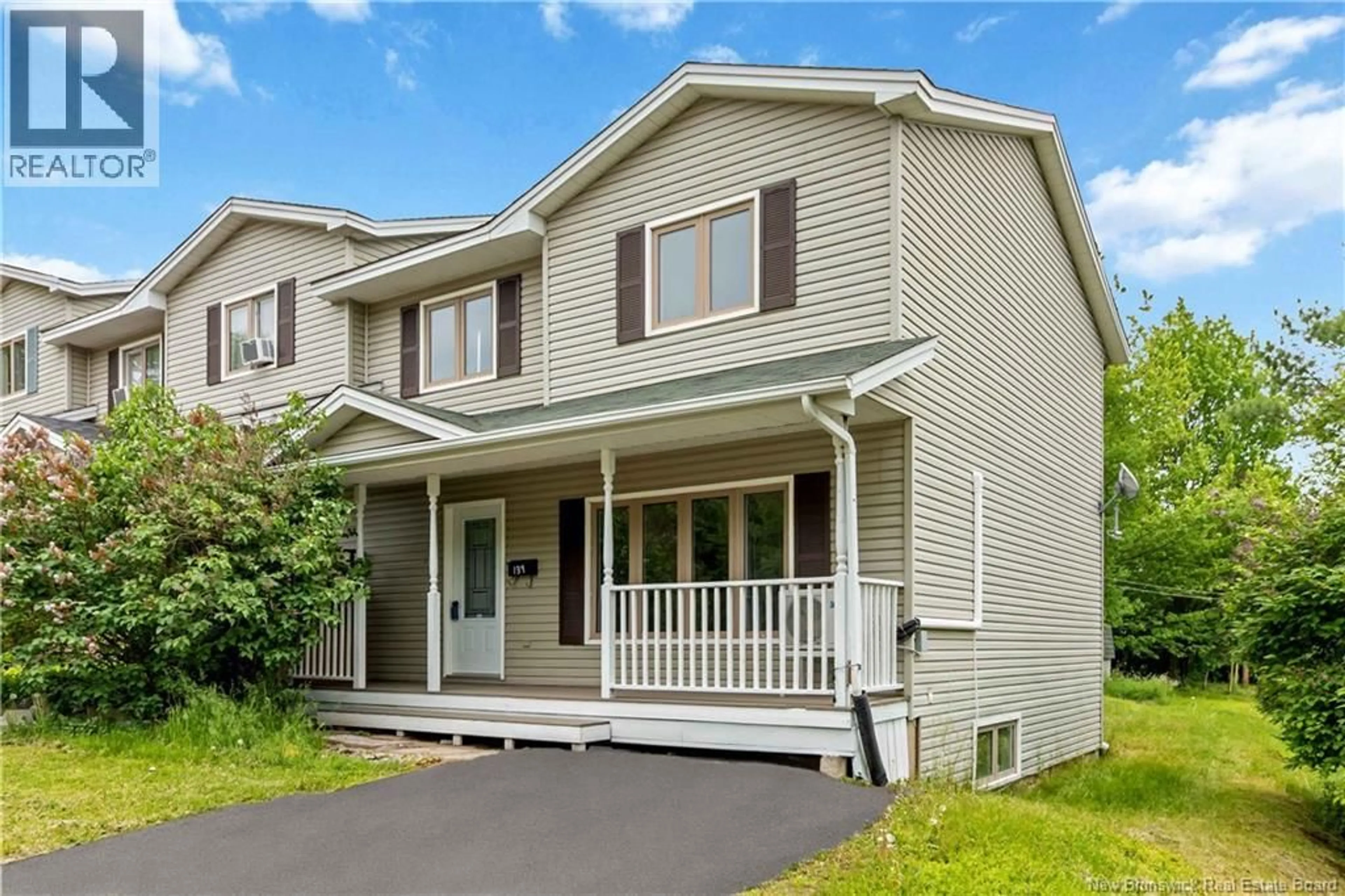 Home with vinyl exterior material, street for 139 WHITEPINE, Riverview New Brunswick E1B4H3