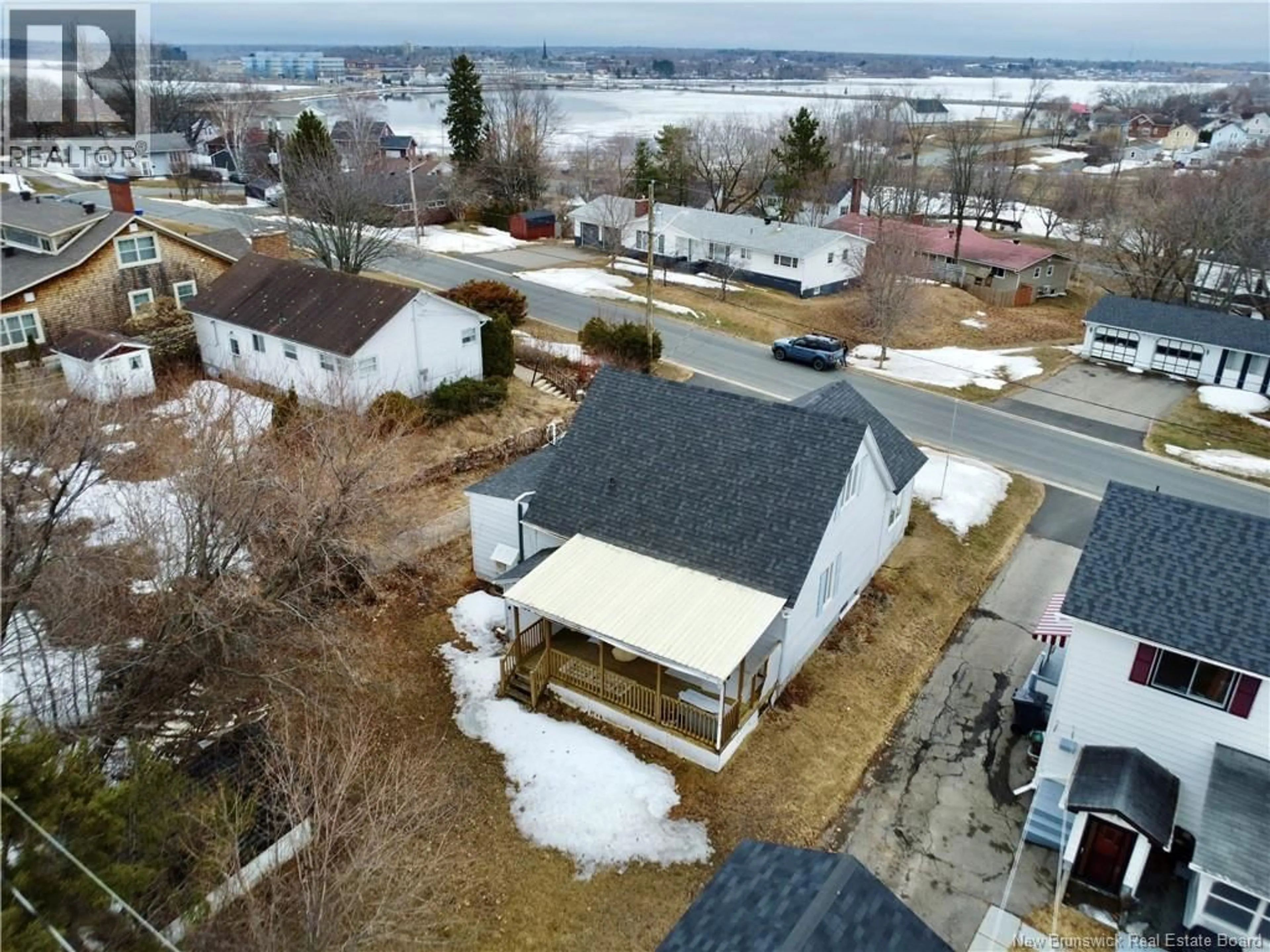A pic from outside/outdoor area/front of a property/back of a property/a pic from drone, water/lake/river/ocean view for 570 STOUT, Bathurst New Brunswick E2A2P3