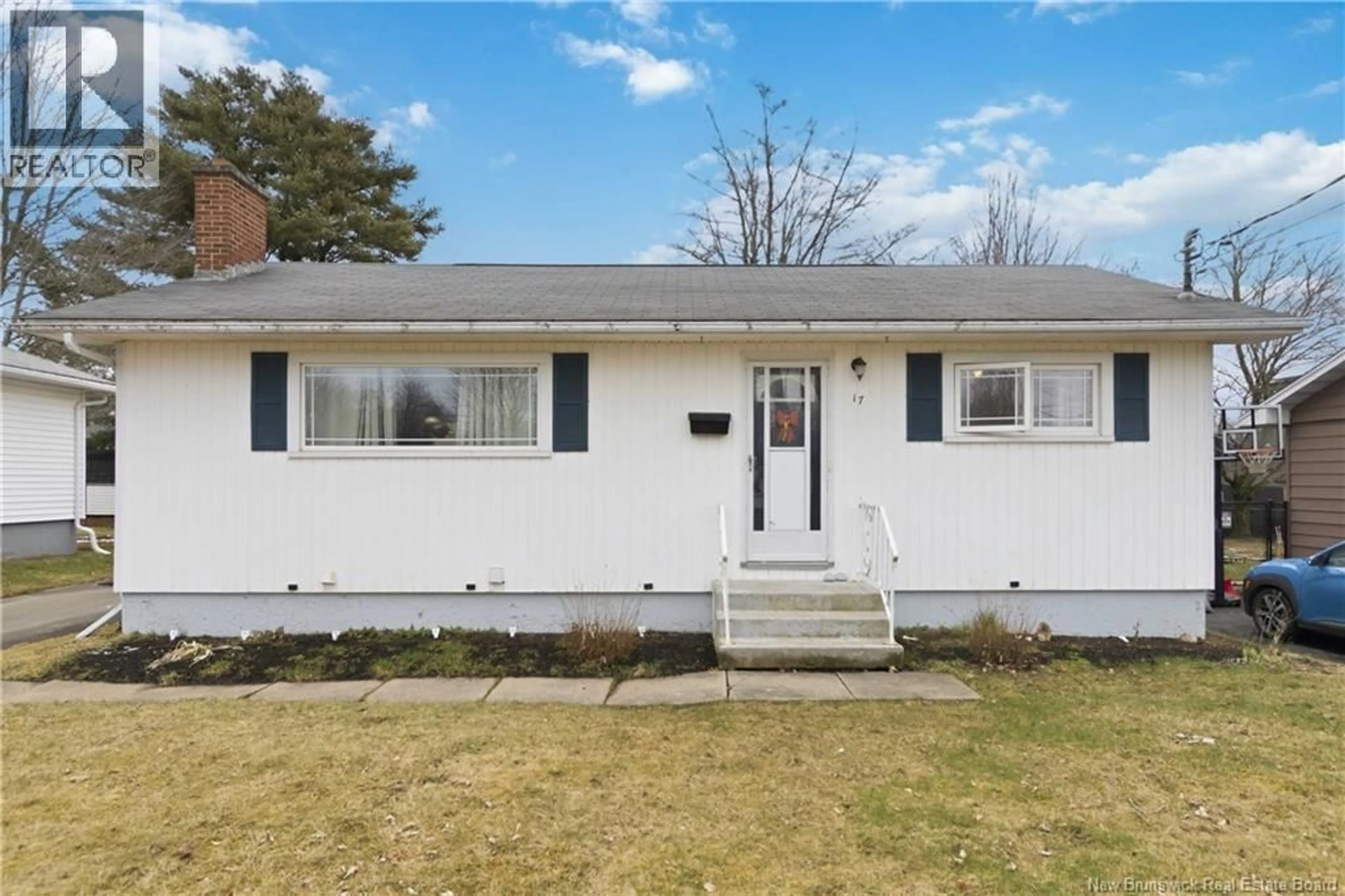 Home with vinyl exterior material, street for 17 BISSETT AVENUE, Moncton New Brunswick E1E2S8