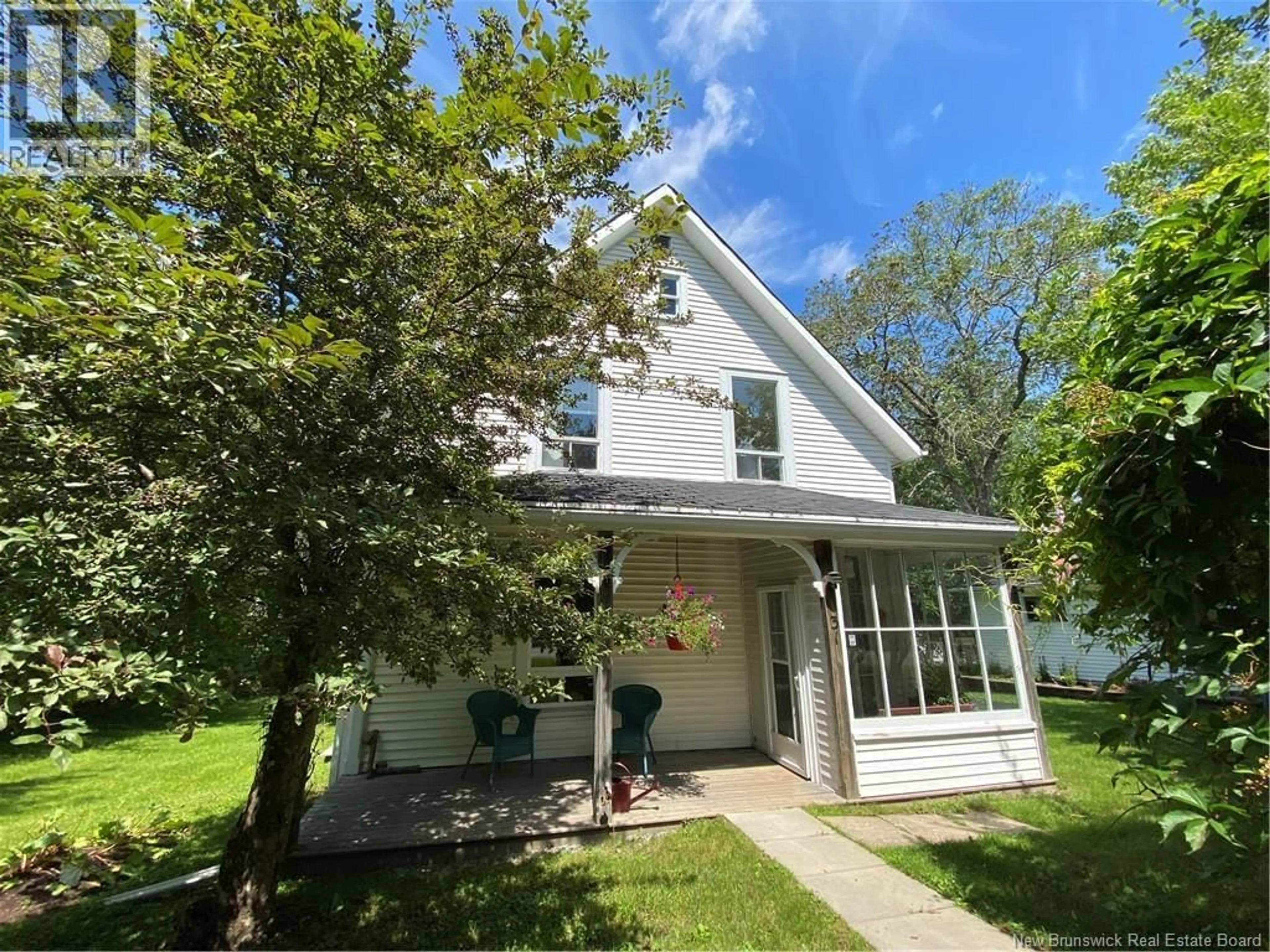 Home with vinyl exterior material, street for 31 DUTCH POINT ROAD, Hampton New Brunswick E5N5Y9