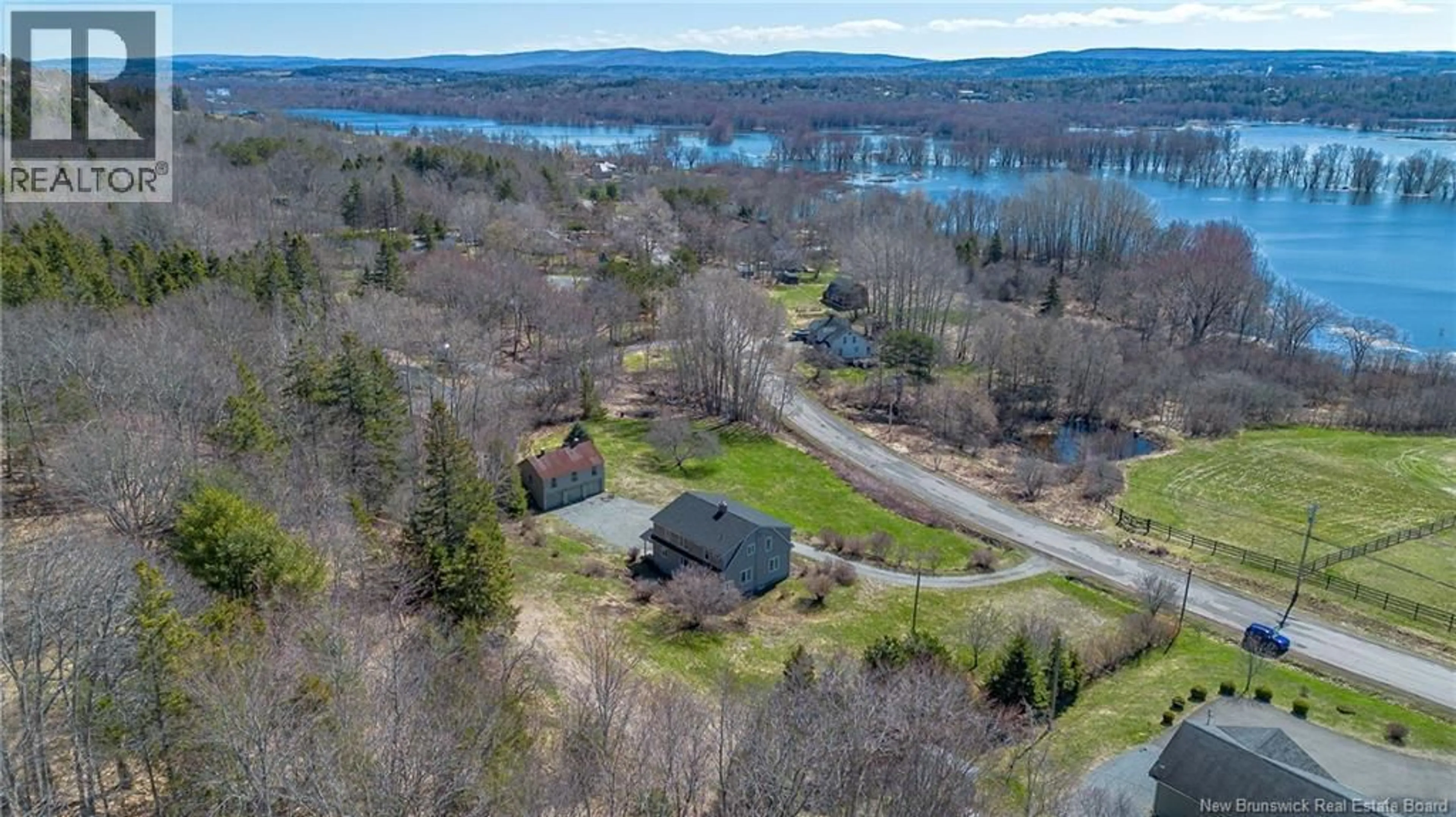 A pic from outside/outdoor area/front of a property/back of a property/a pic from drone, water/lake/river/ocean view for 238 PICKWAUKET ROAD, Hampton New Brunswick E5N6J3