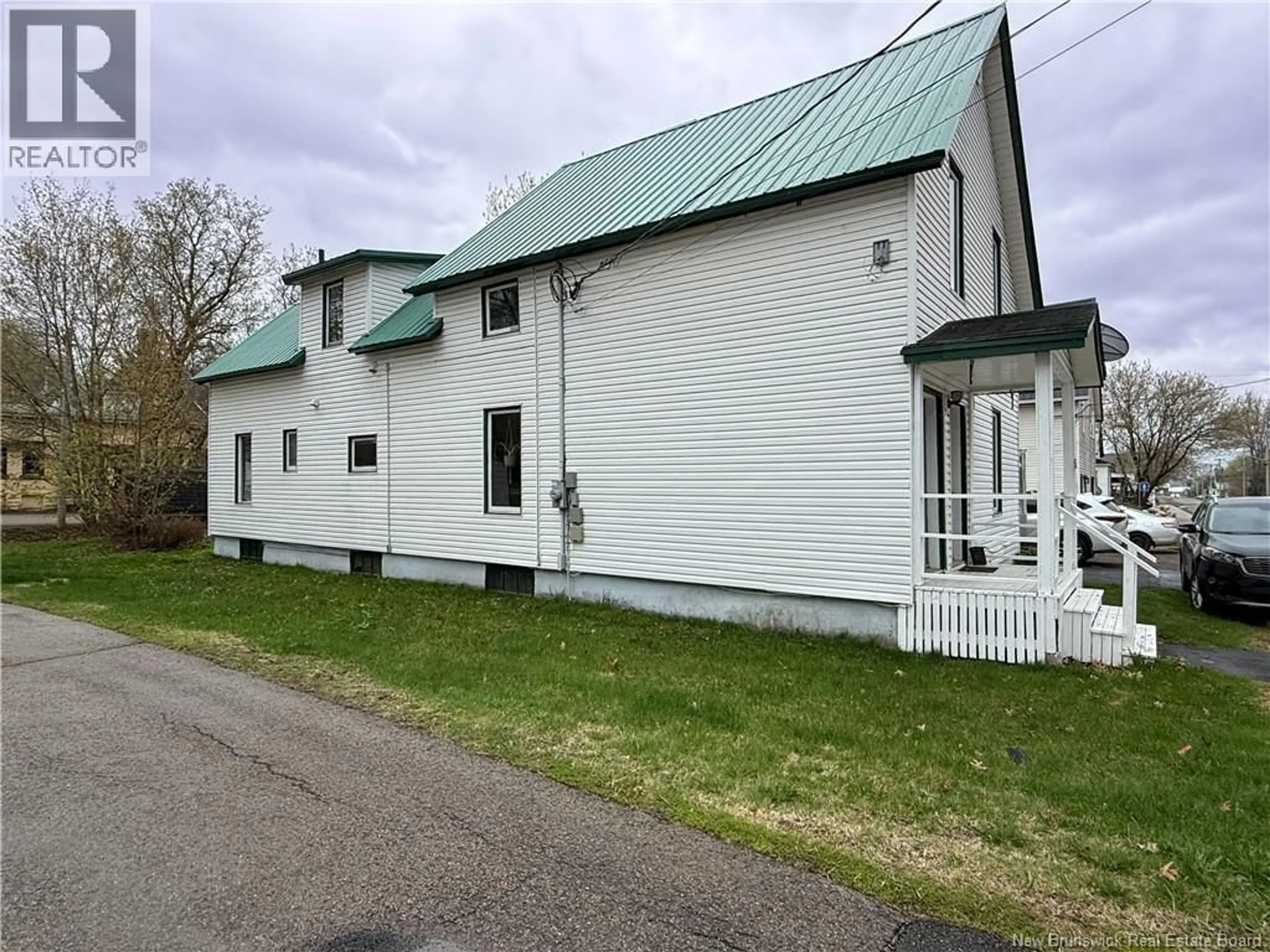 Unknown for 14 NELSON STREET, Sussex New Brunswick E4E1V5