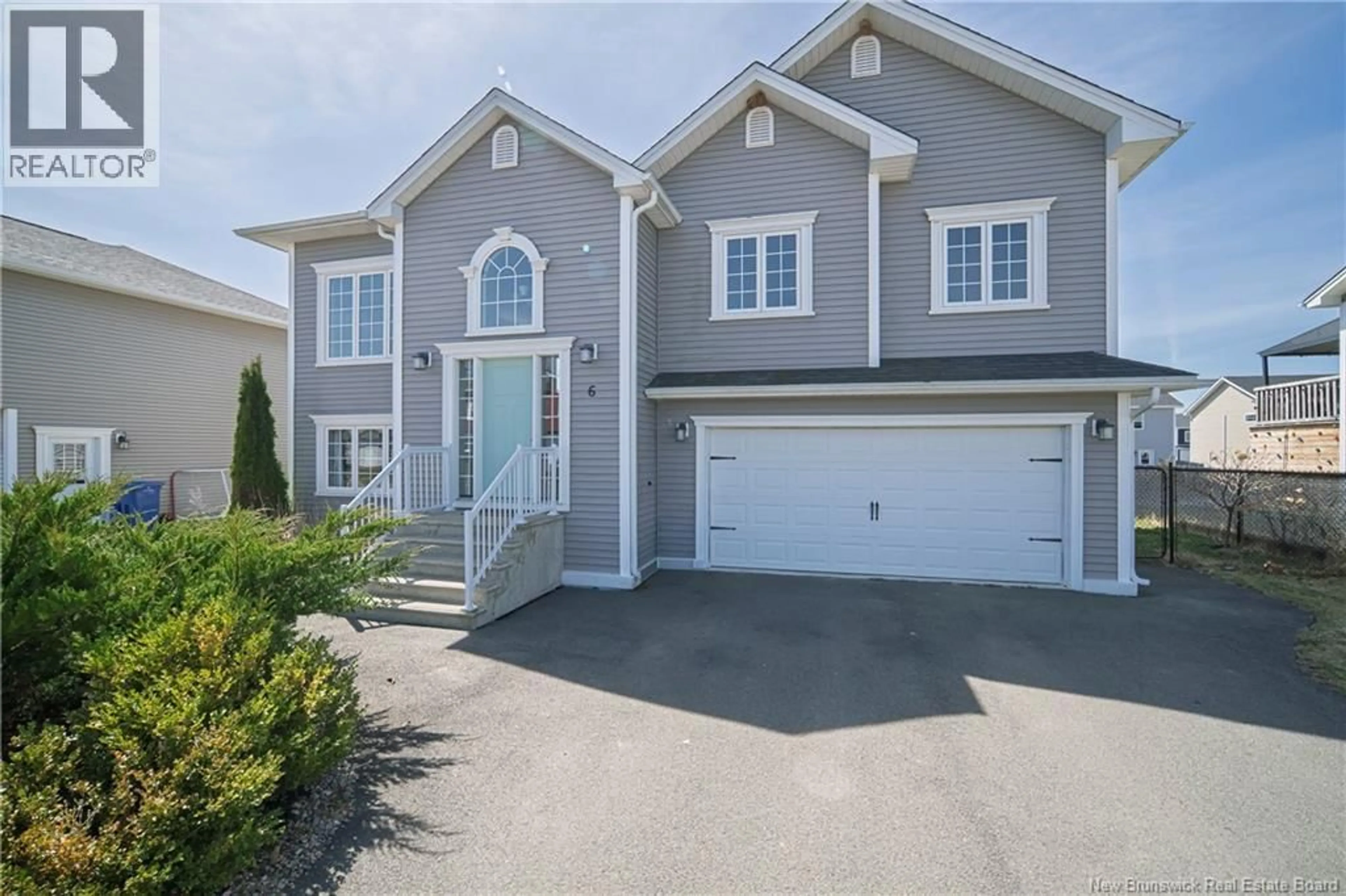 Home with vinyl exterior material, street for 6 BURNETT STREET, Oromocto New Brunswick E2V0J4