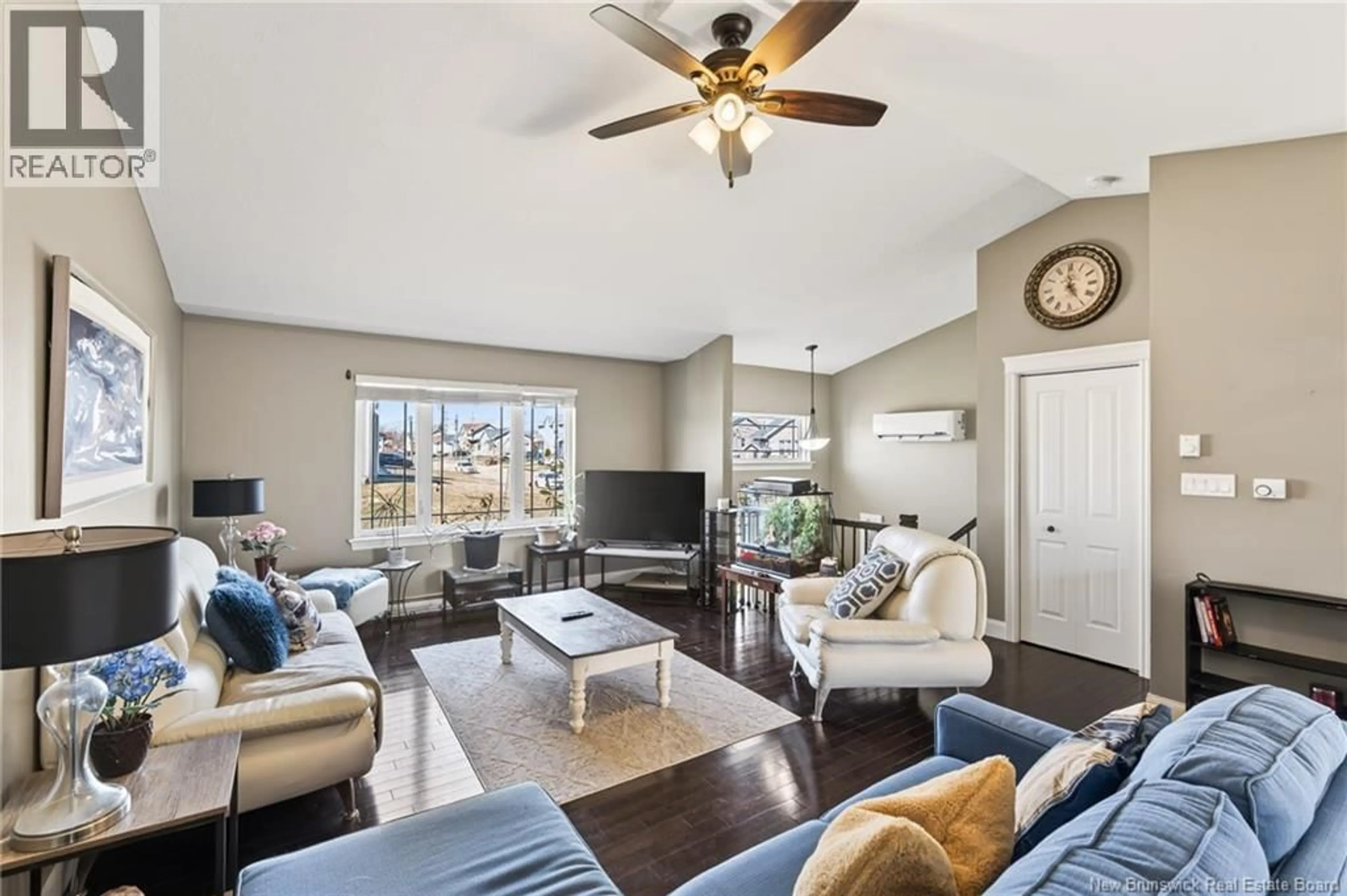 Living room with furniture, unknown for 1 CASPIAN, Moncton New Brunswick E1G1X8