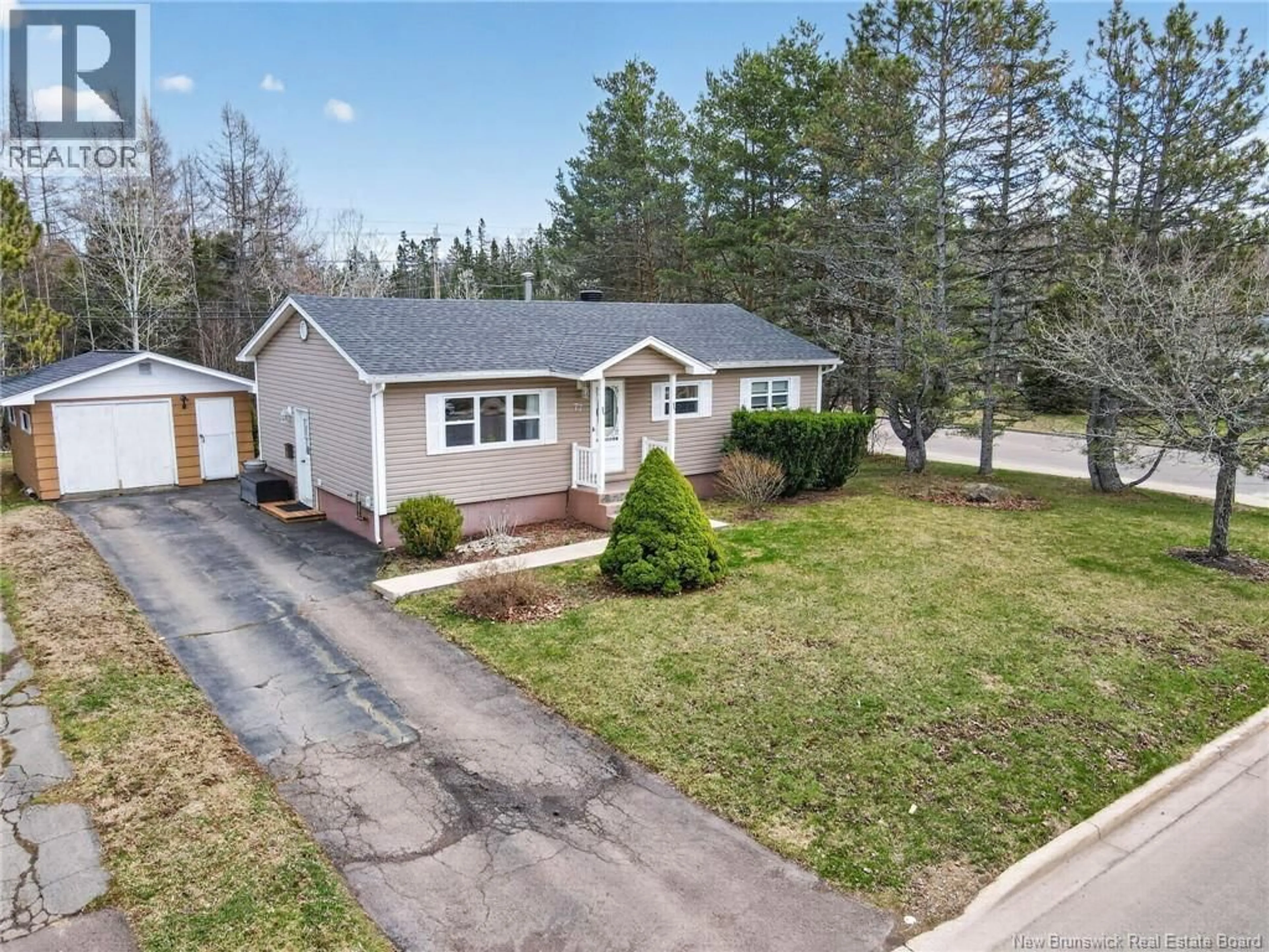 A pic from outside/outdoor area/front of a property/back of a property/a pic from drone, street for 77 LAWSON, Riverview New Brunswick E1B3R1