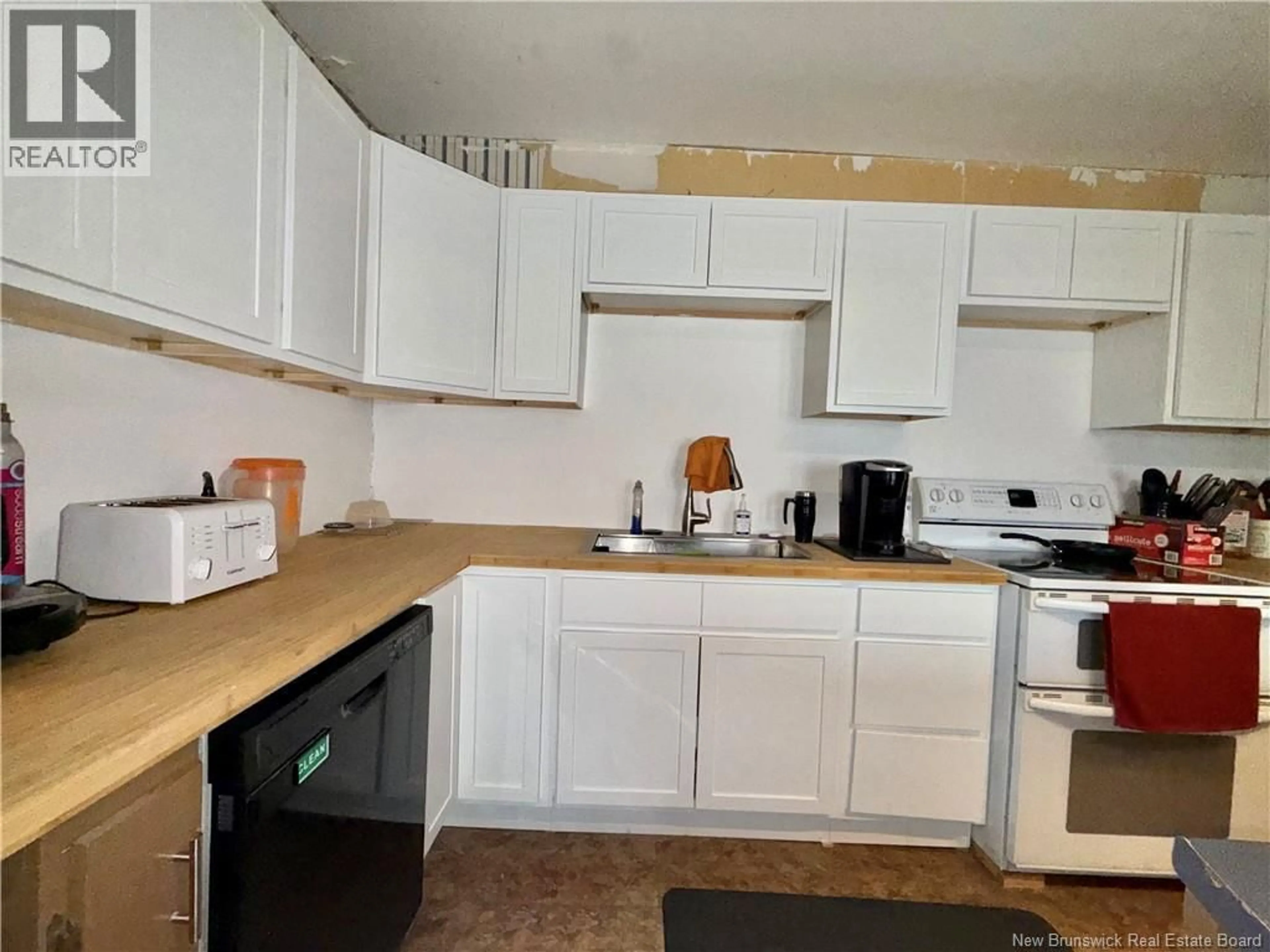 Standard kitchen, unknown for 13 LAKE AVENUE, McAdam New Brunswick E6J1N5