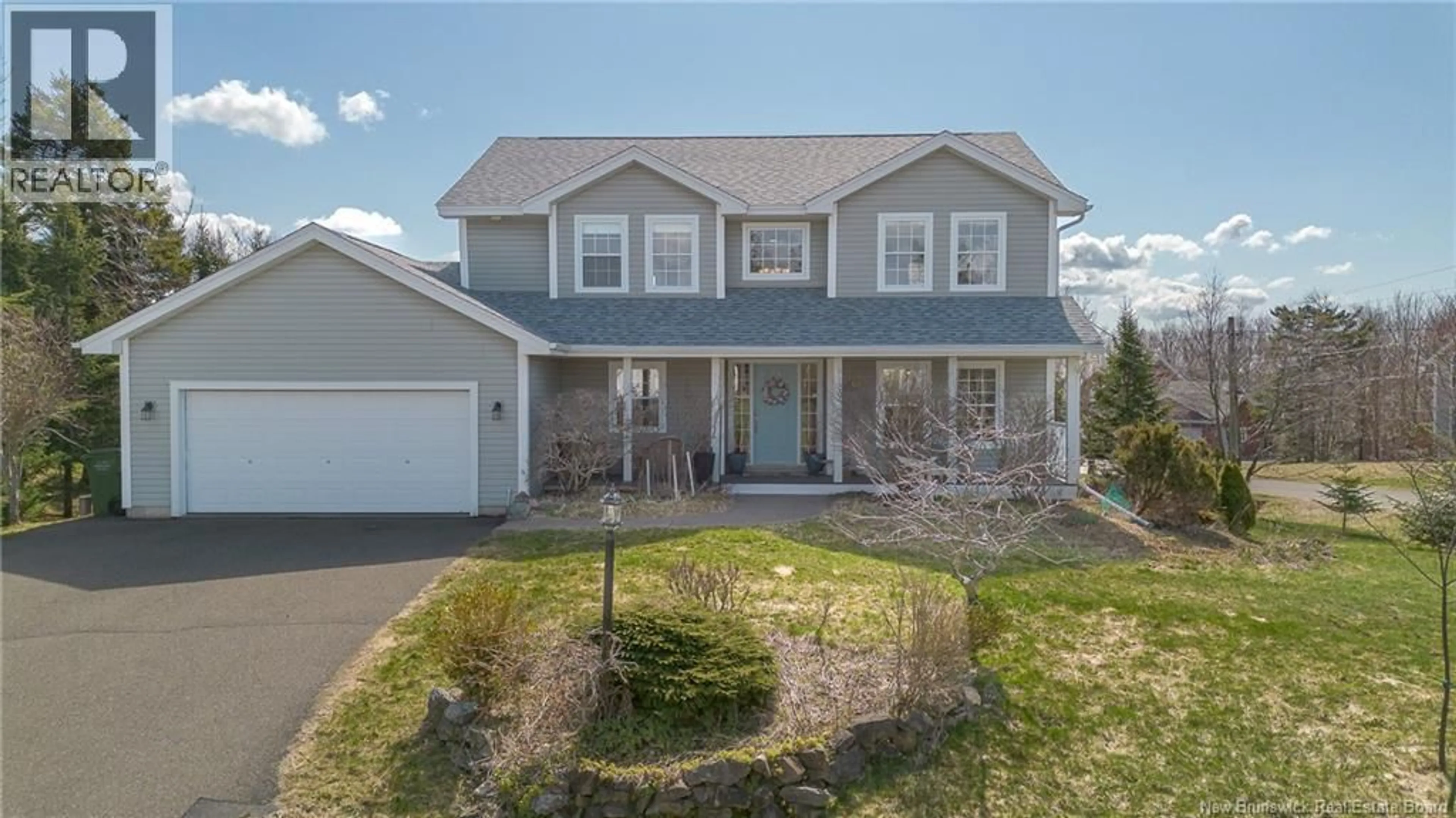 Home with vinyl exterior material, street for 55 GRAFTON DRIVE, Quispamsis New Brunswick E2E6B2